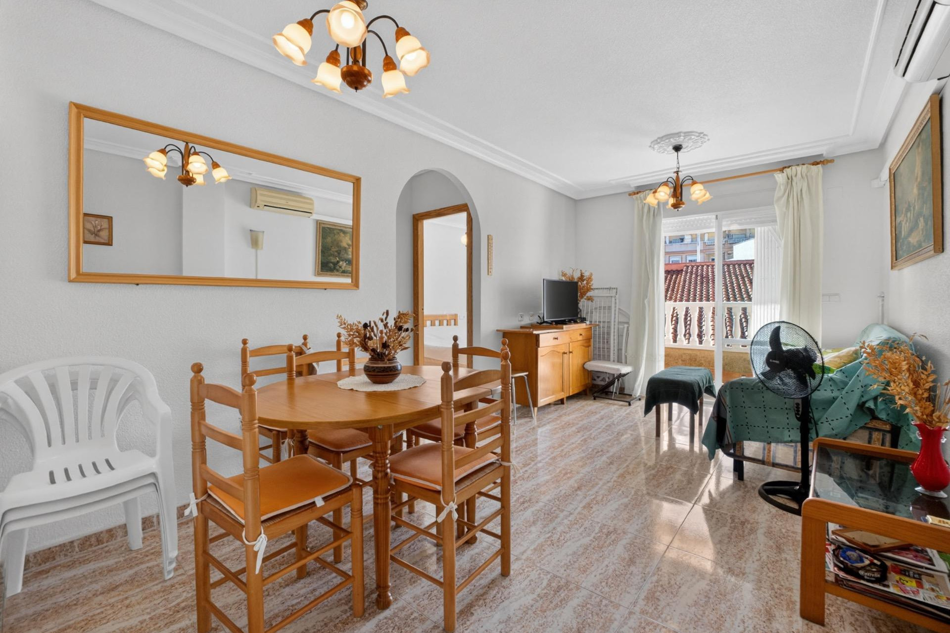 Resale - Apartment / flat - Torrevieja - Playa de los locos