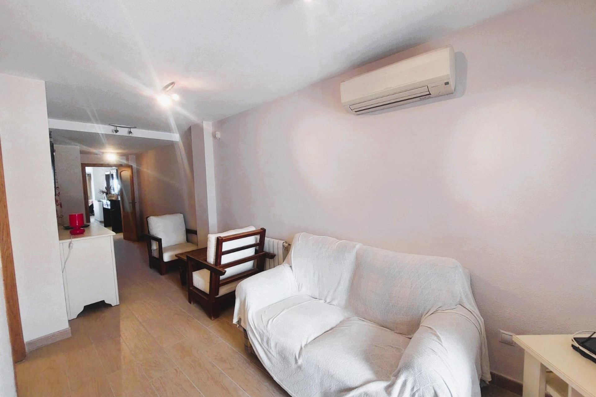 Resale - Apartment / flat - Torrevieja - Playa de los Locos