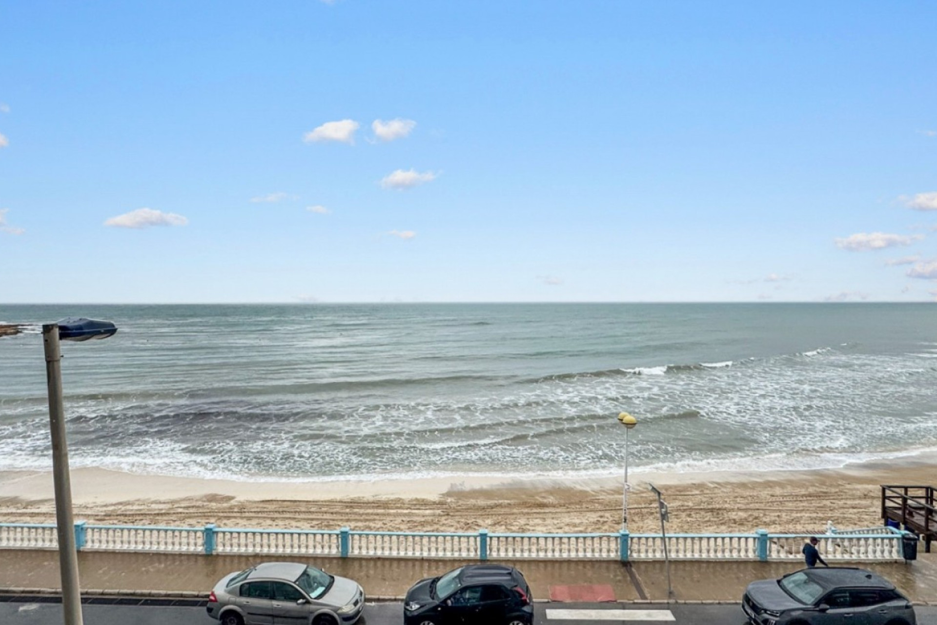 Resale - Apartment / flat - Torrevieja - Playa de los Locos