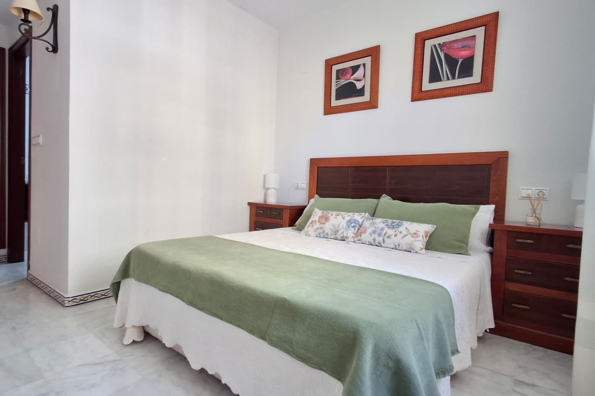 Resale - Apartment / flat - Torrevieja - Playa de los Locos