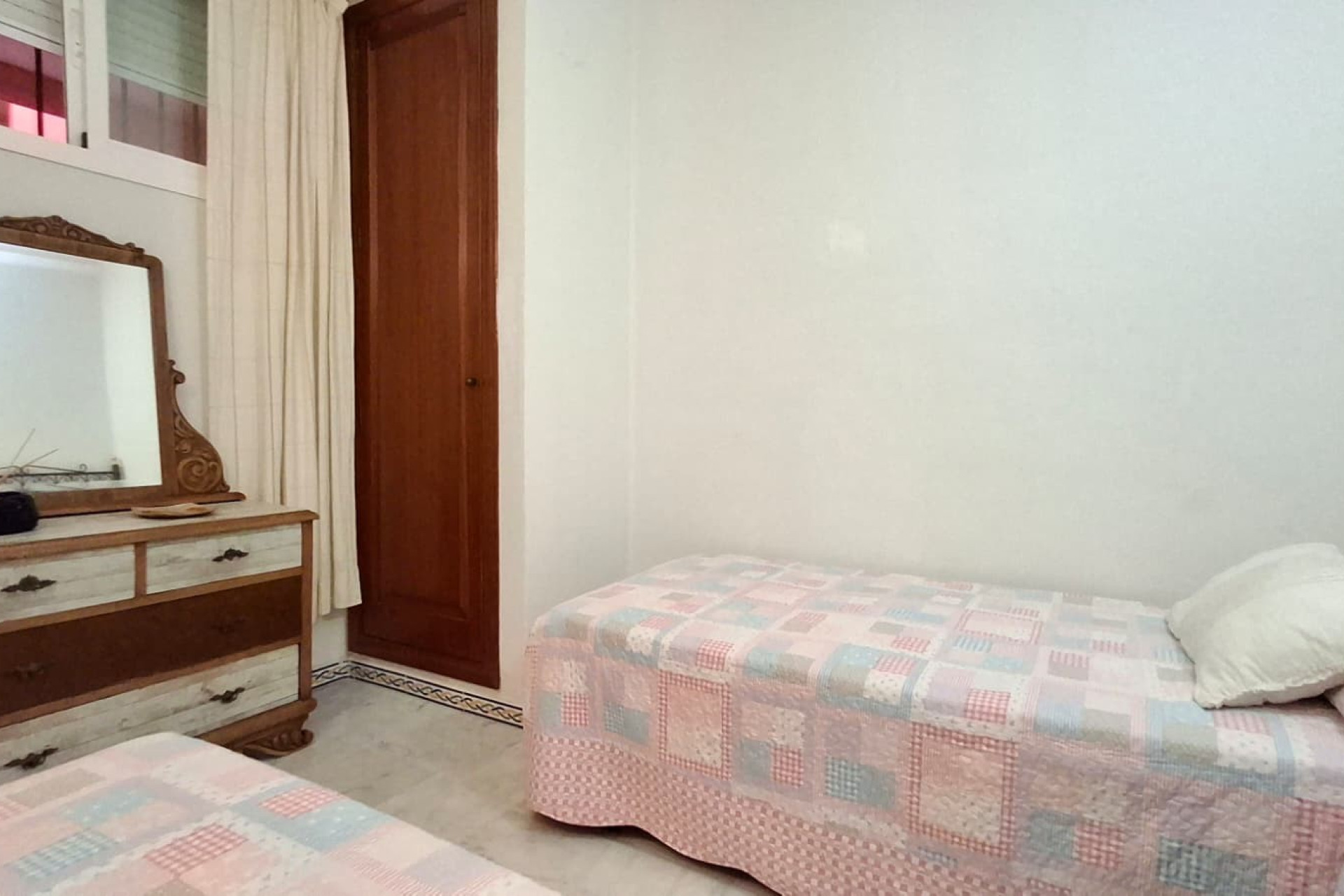 Resale - Apartment / flat - Torrevieja - Playa de los Locos