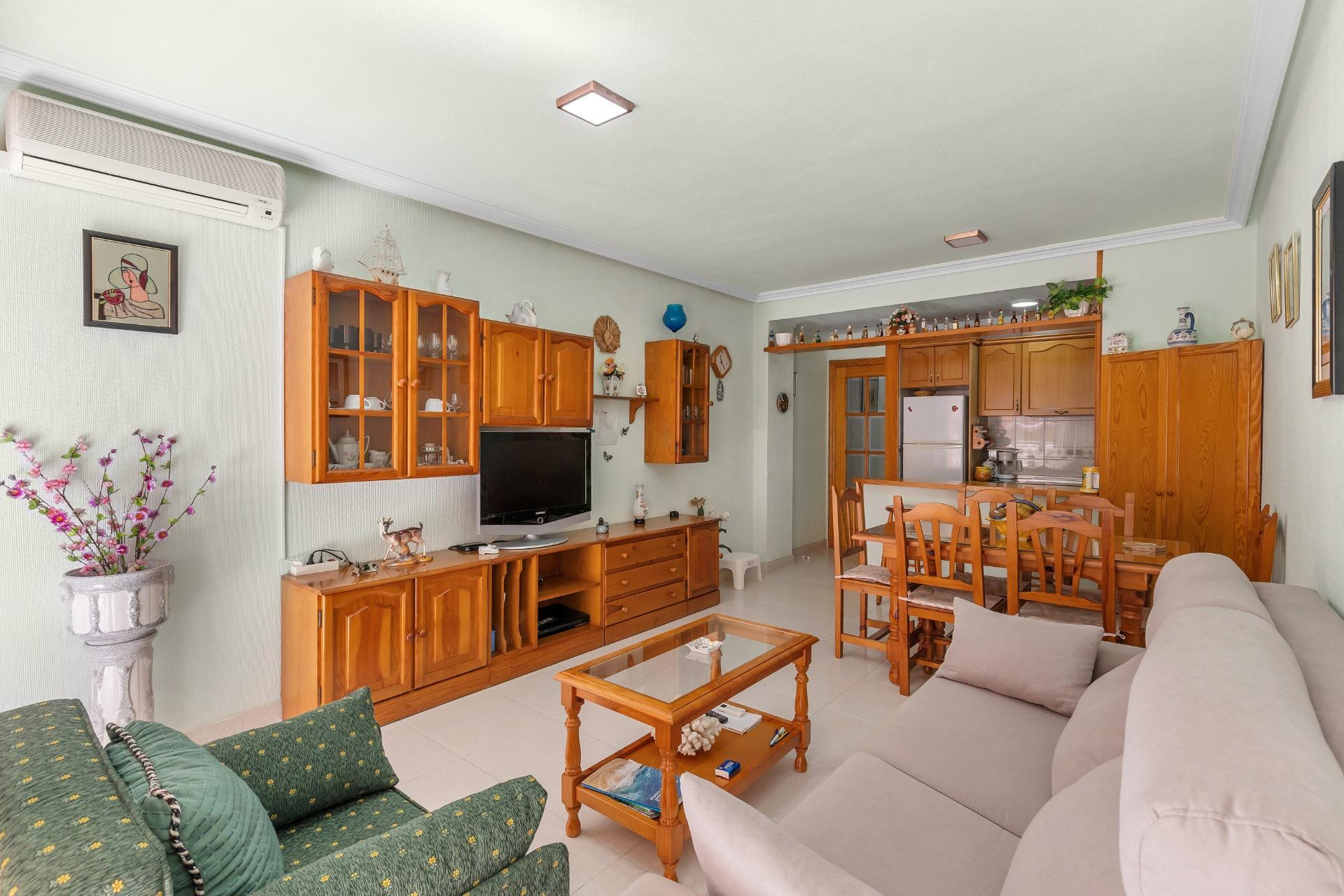 Resale - Apartment / flat - Torrevieja - Playa del Cura