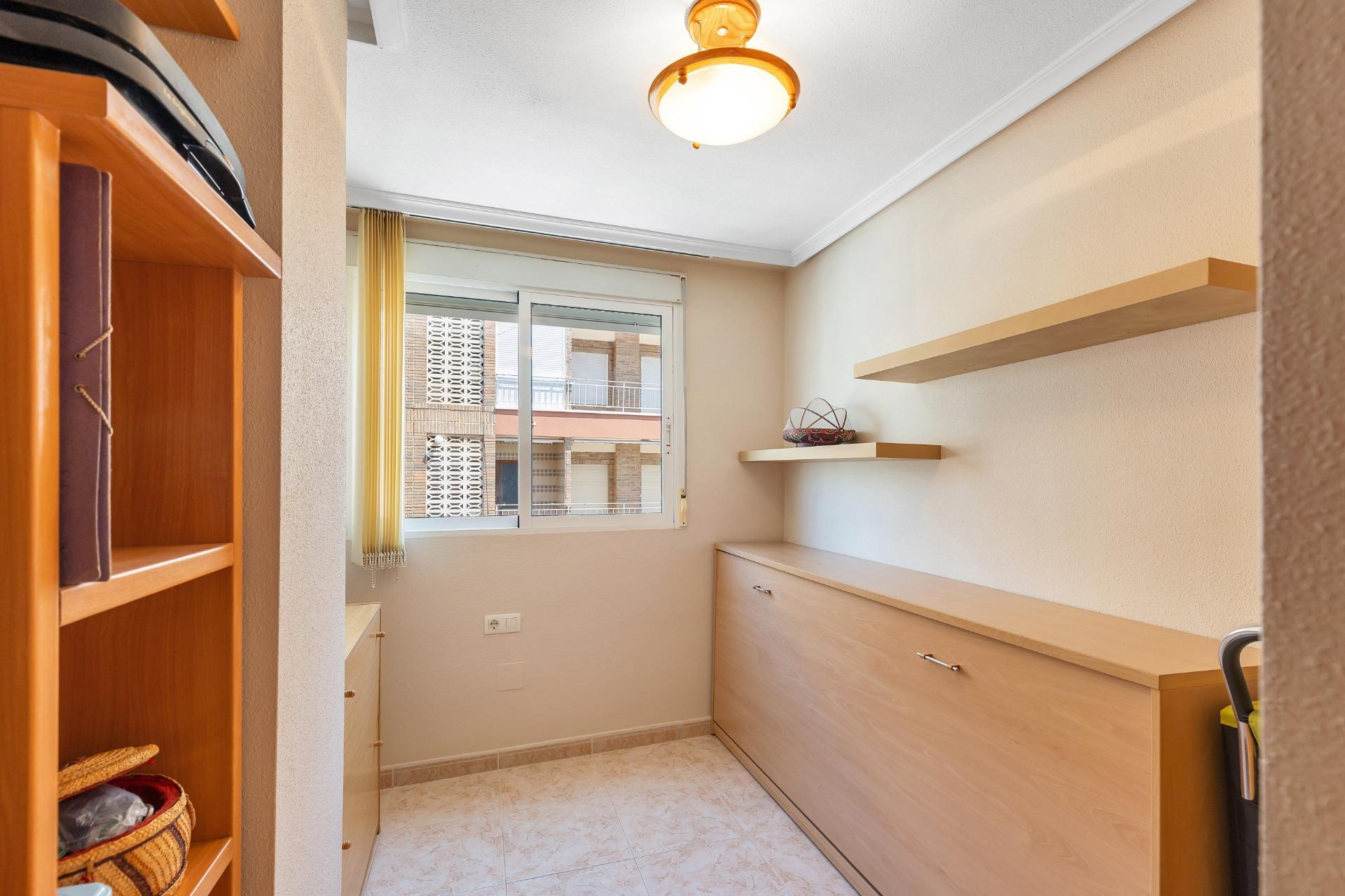 Resale - Apartment / flat - Torrevieja - Playa del Cura