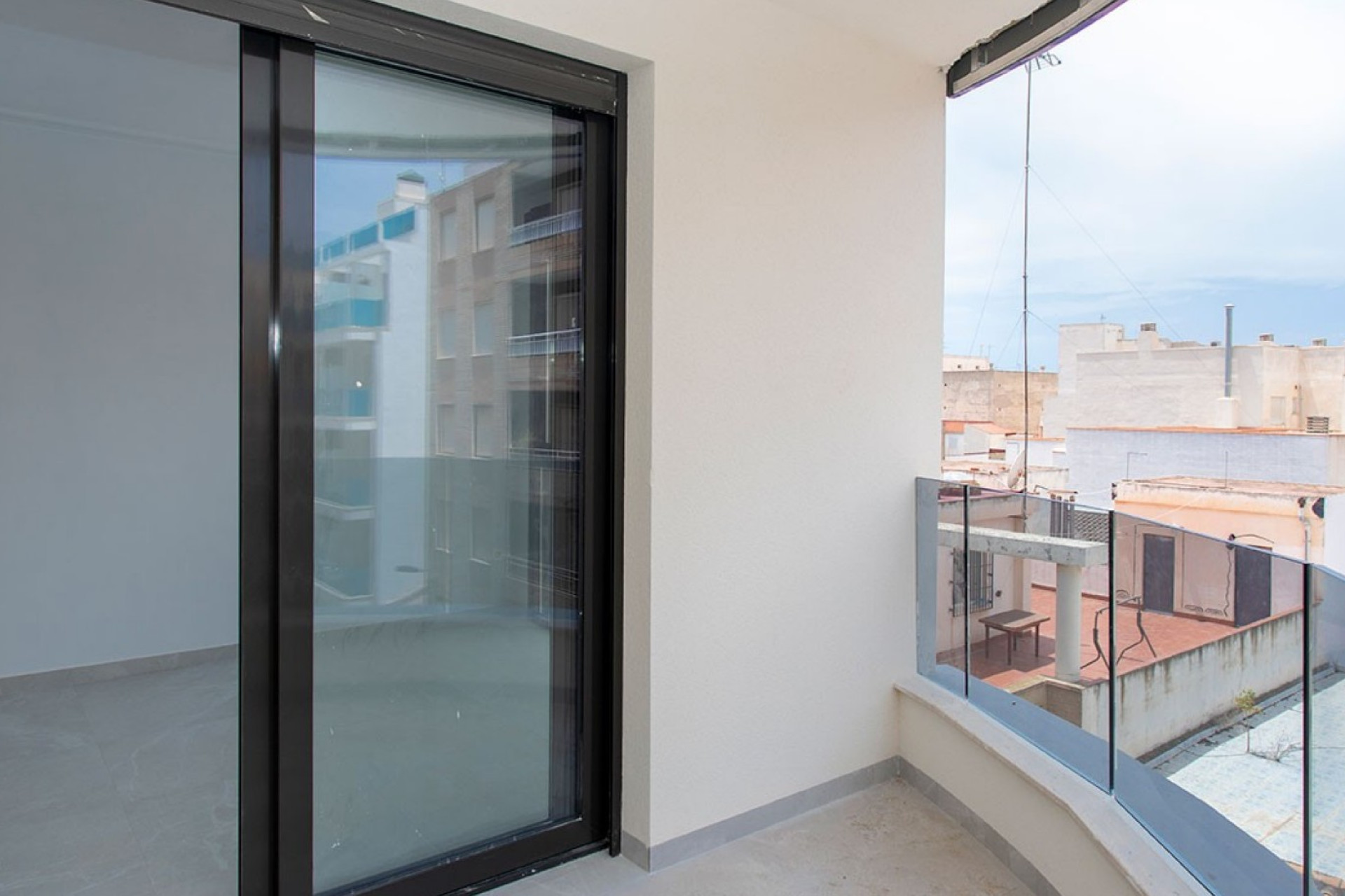 Resale - Apartment / flat - Torrevieja - Playa del Cura