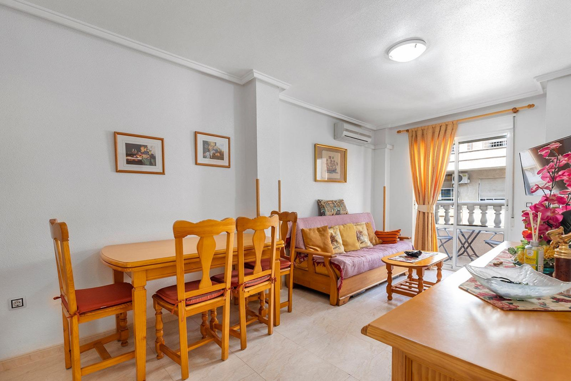 Resale - Apartment / flat - Torrevieja - Playa del Cura