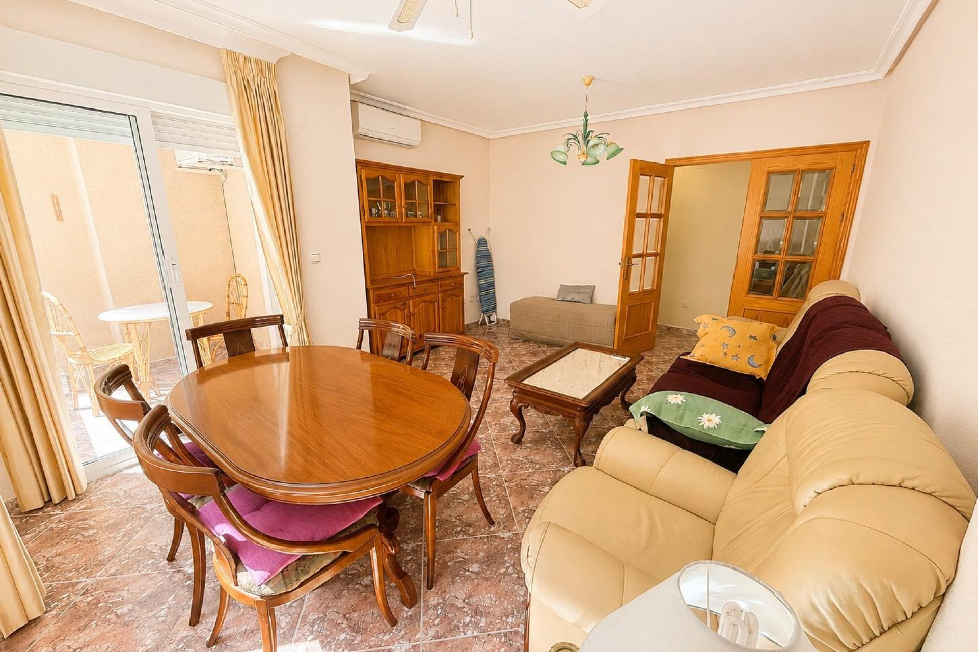 Resale - Apartment / flat - Torrevieja - Playa del Cura