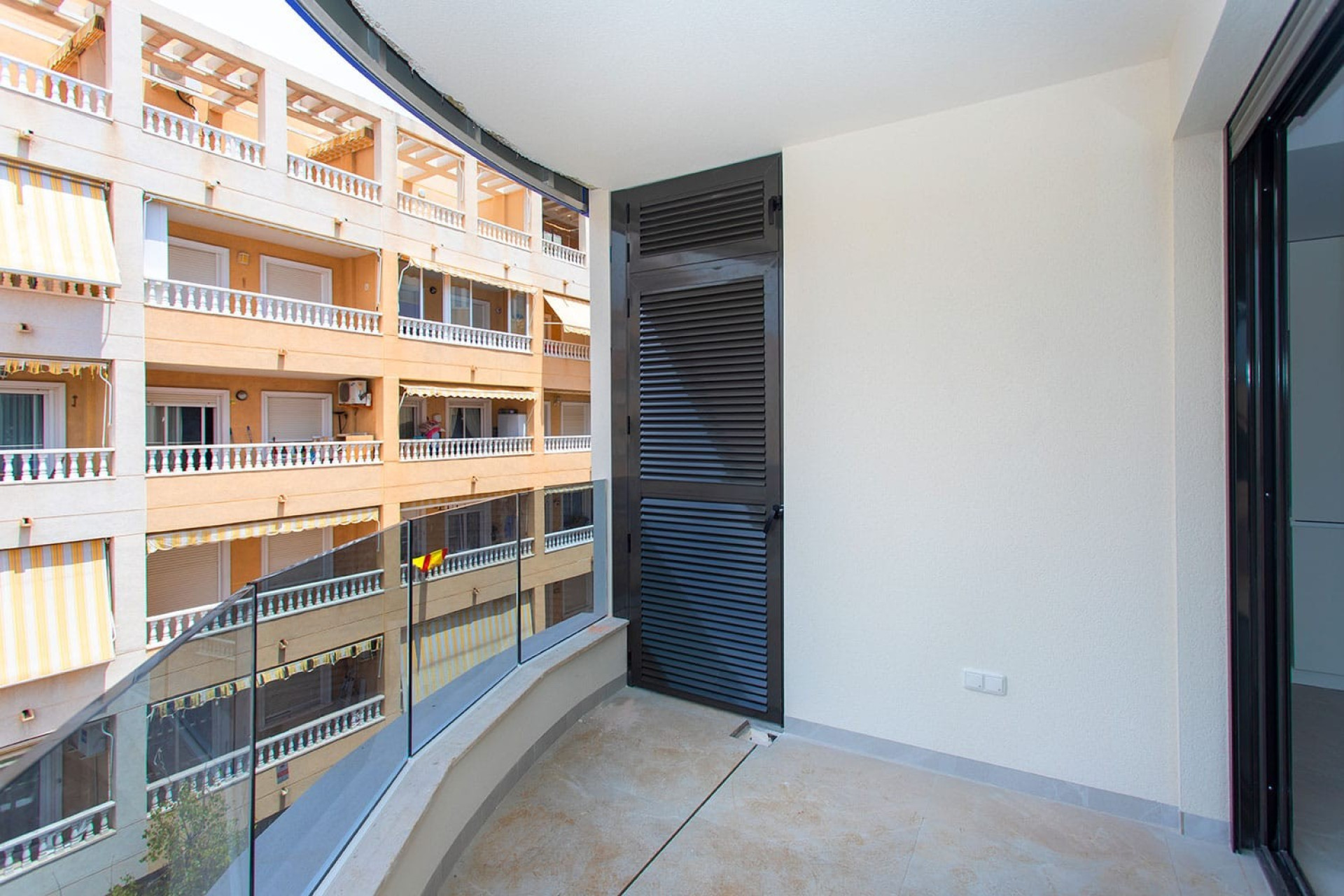 Resale - Apartment / flat - Torrevieja - Playa del Cura