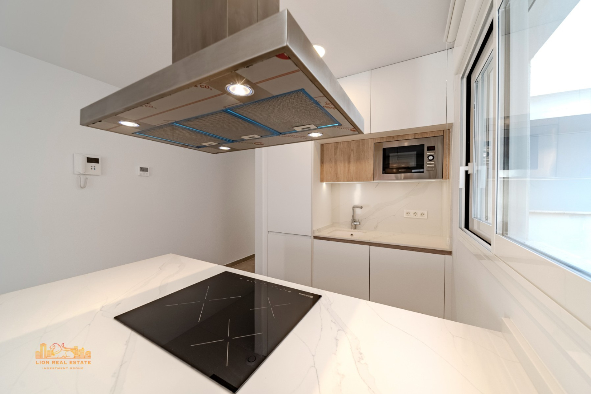 Resale - Apartment / flat - Torrevieja - Playa Los Locos