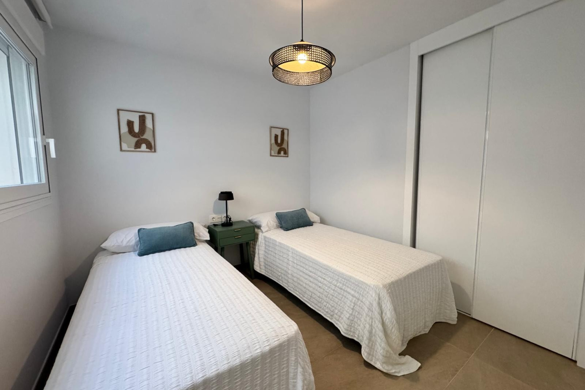 Resale - Apartment / flat - Torrevieja - Playa Los Locos