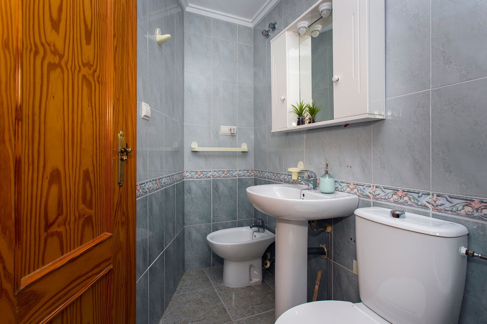 Resale - Apartment / flat - Torrevieja - Playa Los Locos