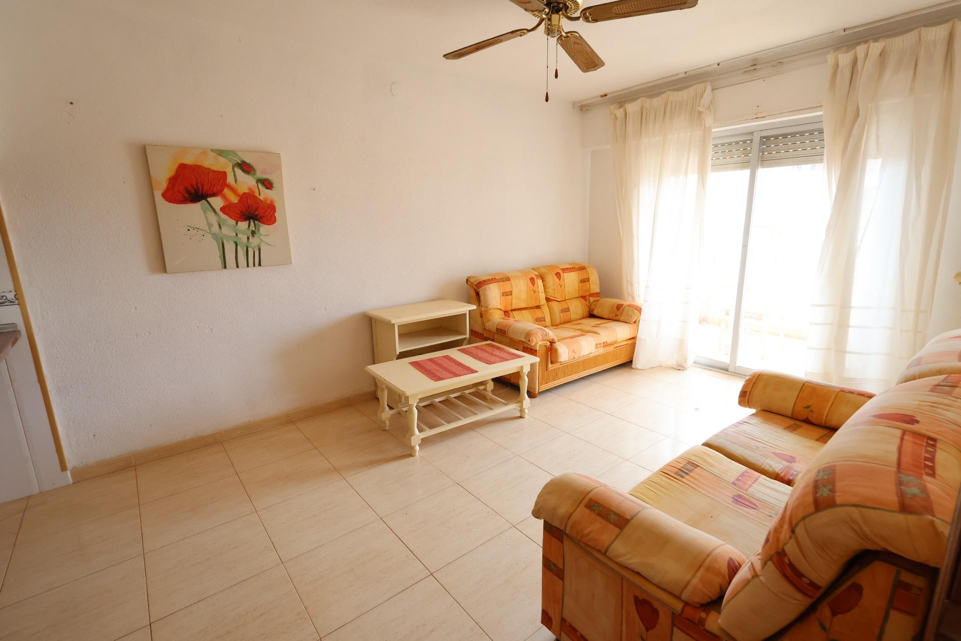 Resale - Apartment / flat - Torrevieja - Punta Prima