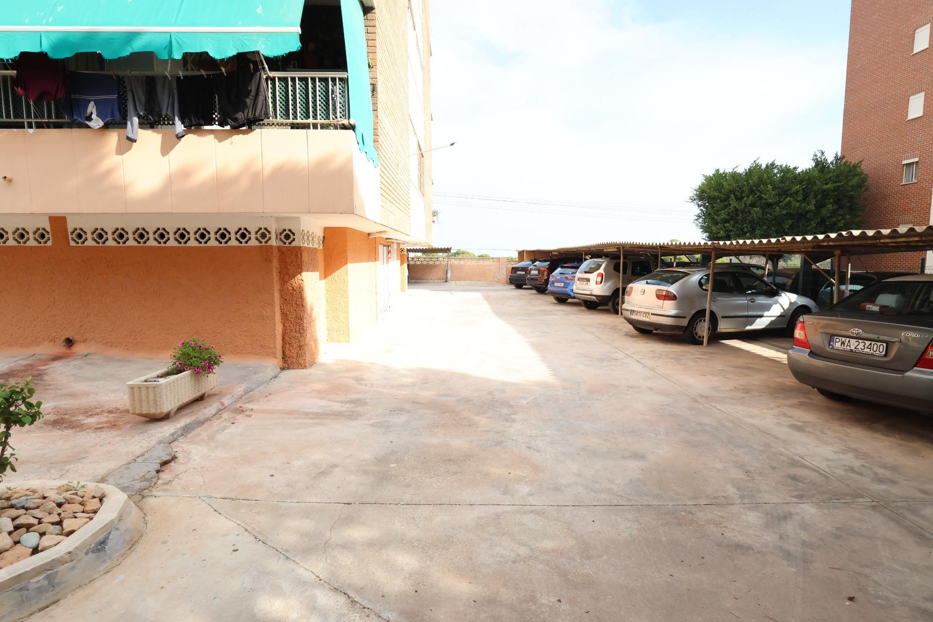 Resale - Apartment / flat - Torrevieja - Punta Prima