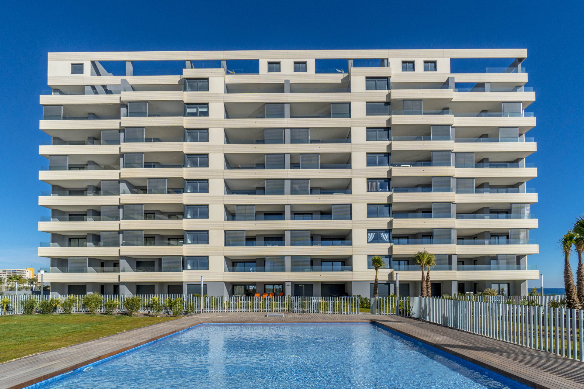 Resale - Apartment / flat - Torrevieja - Punta Prima