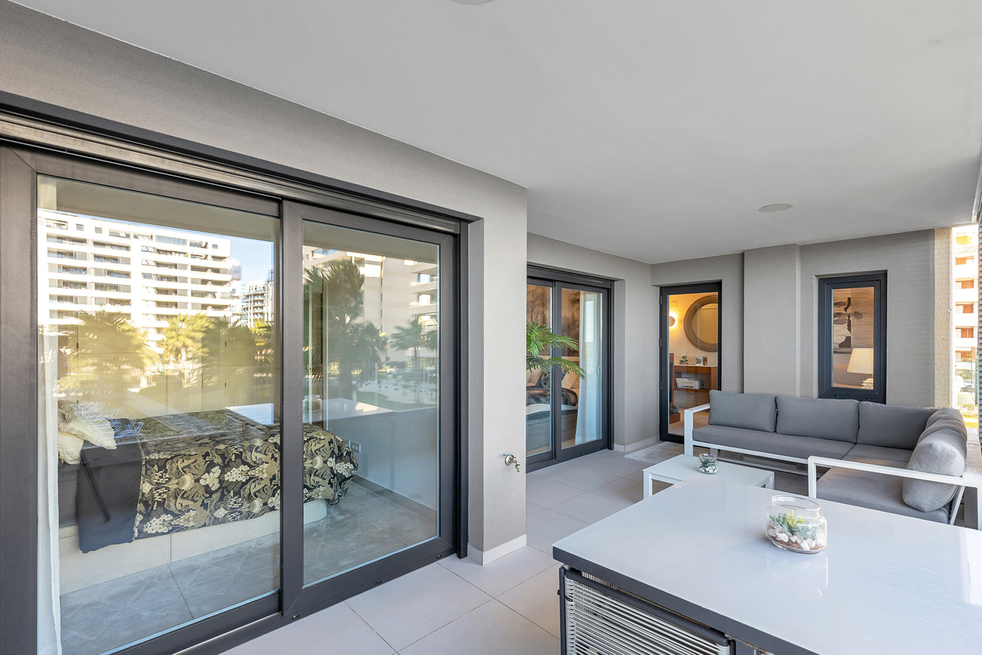 Resale - Apartment / flat - Torrevieja - Punta Prima