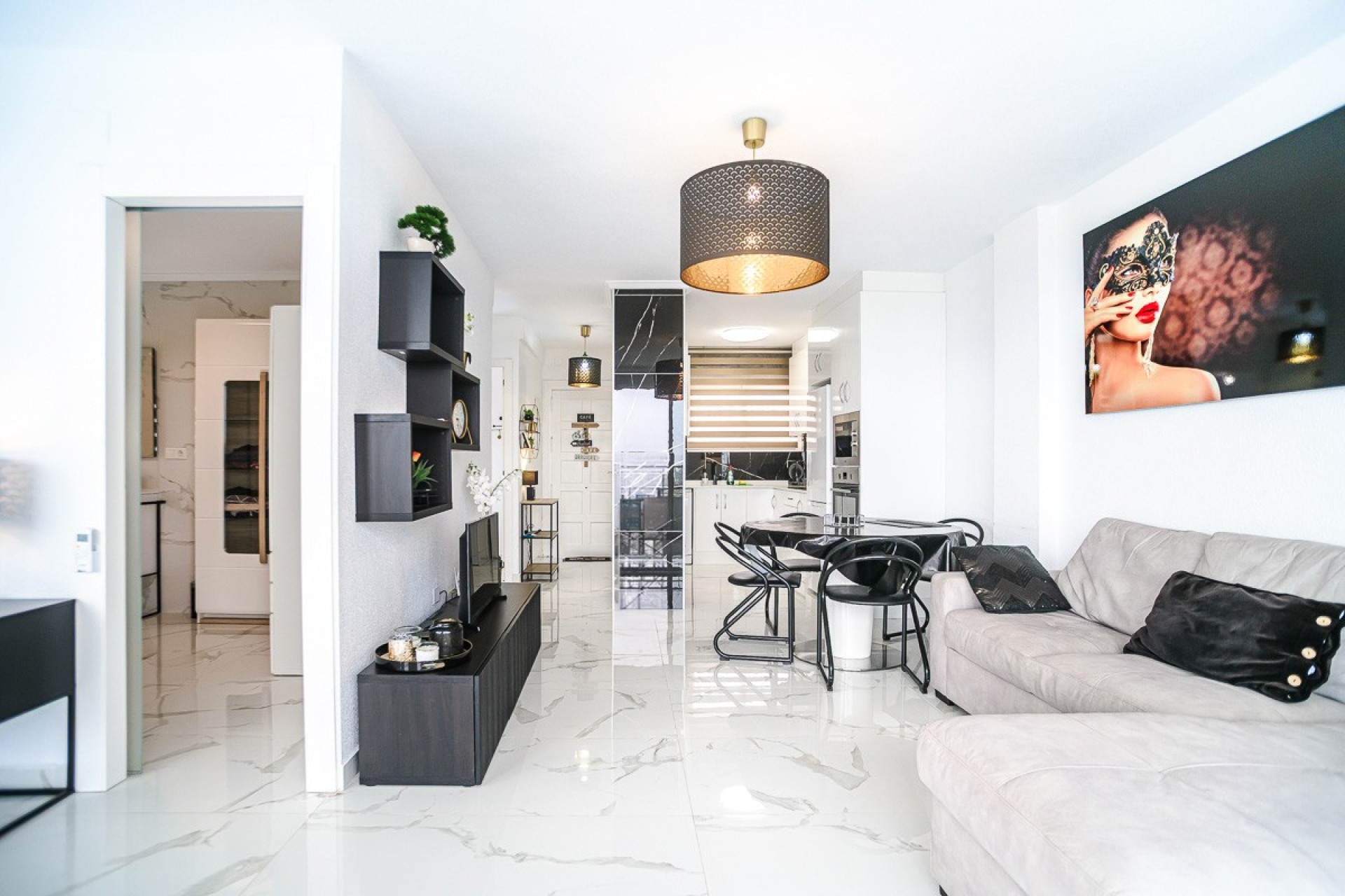 Resale - Apartment / flat - Torrevieja - Punta Prima