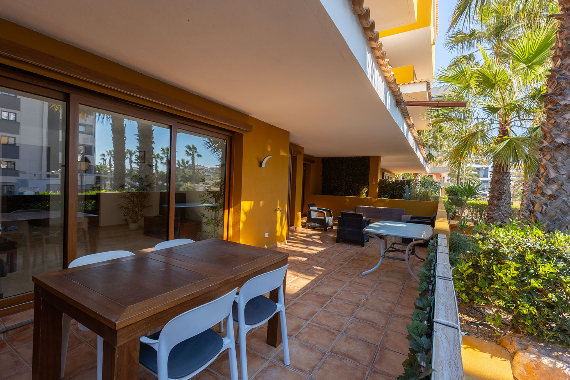 Resale - Apartment / flat - Torrevieja - Punta Prima