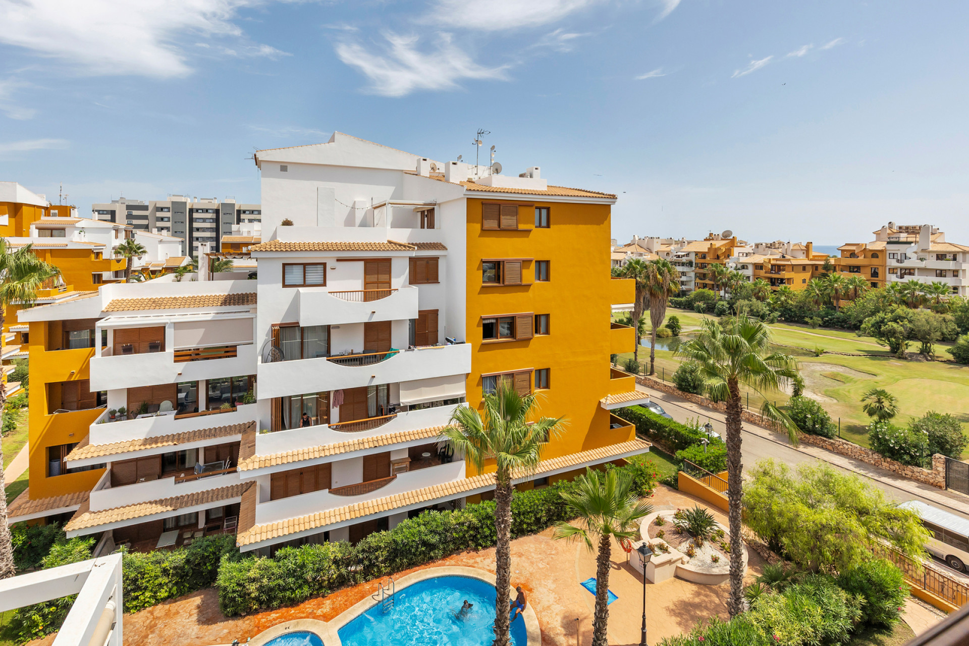 Resale - Apartment / flat - Torrevieja - Punta Prima