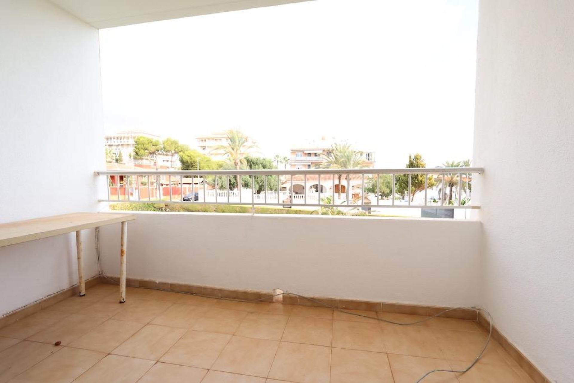 Resale - Apartment / flat - Torrevieja - Punta Prima