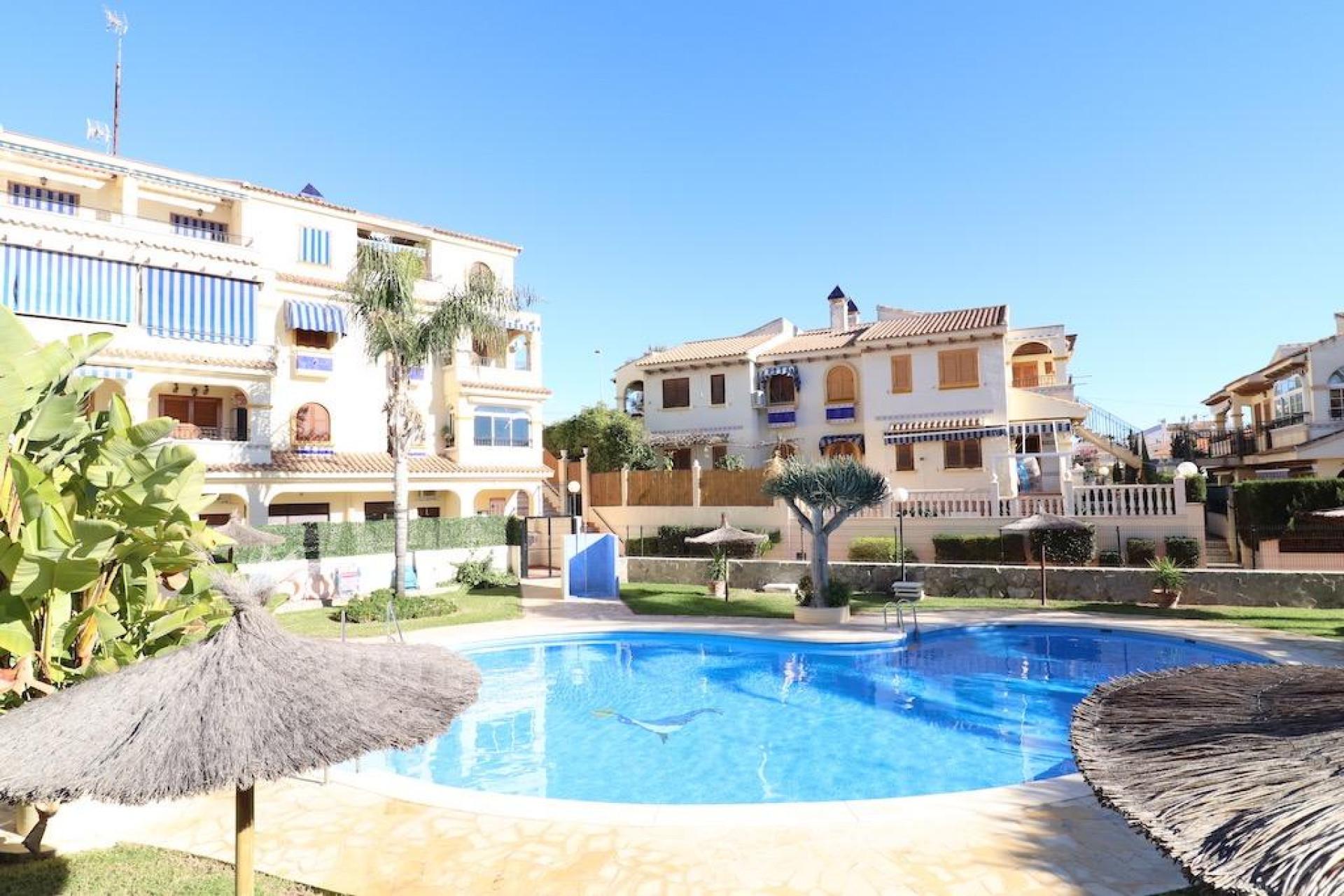 Resale - Apartment / flat - Torrevieja - Torreblanca