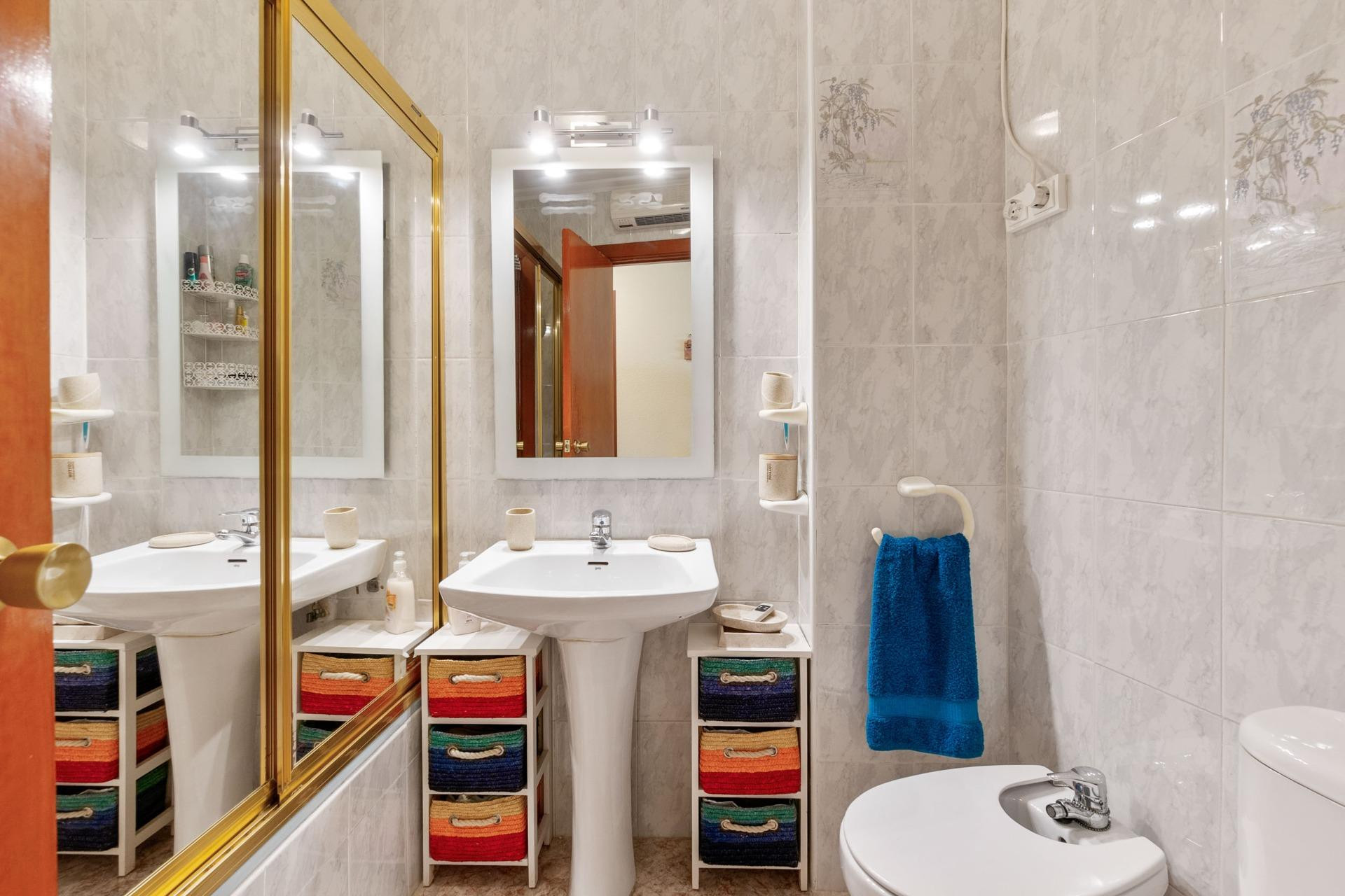 Resale - Apartment / flat - Torrevieja - torrevieja