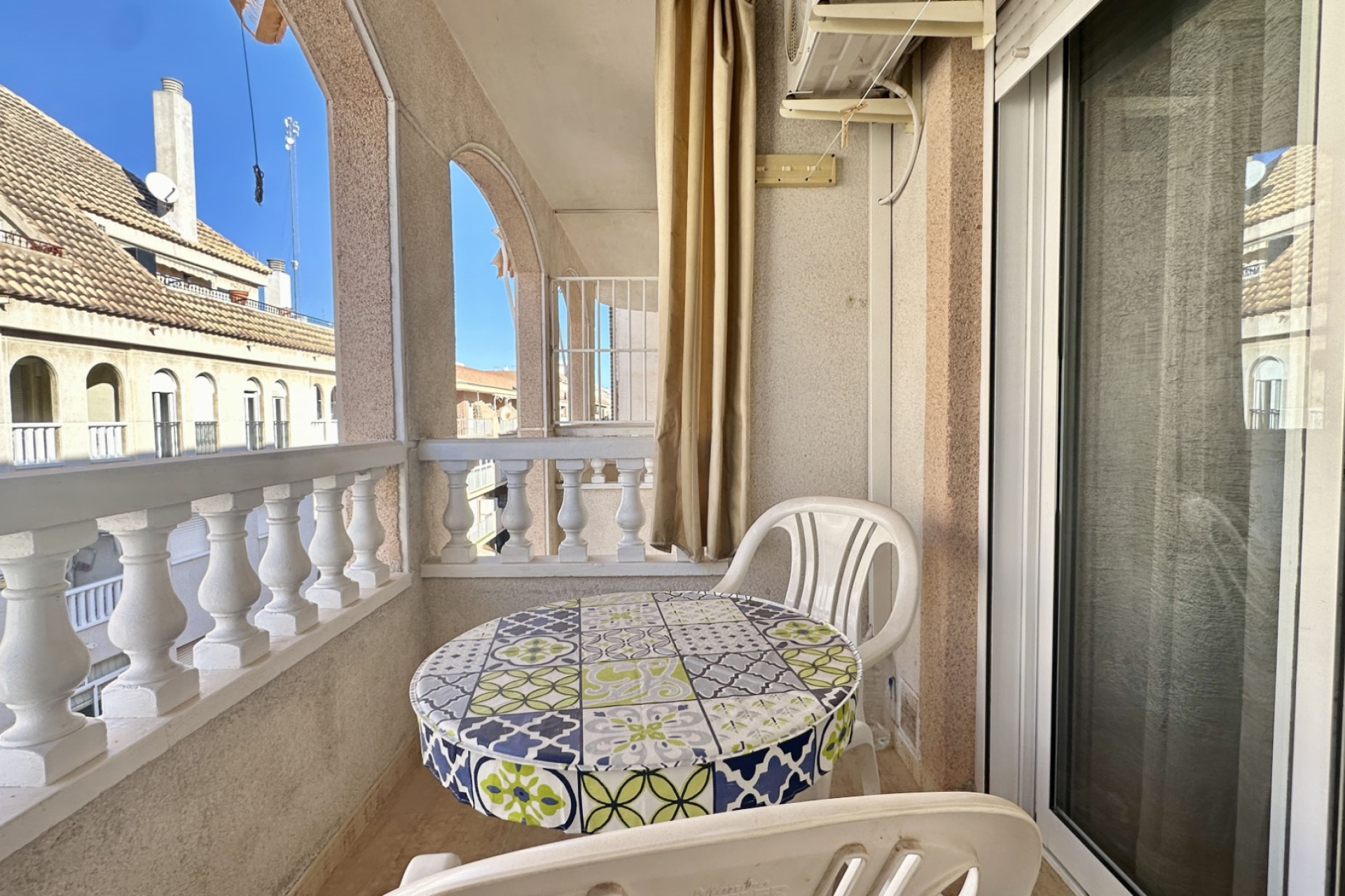 Resale - Apartment / flat - Torrevieja - torrevieja