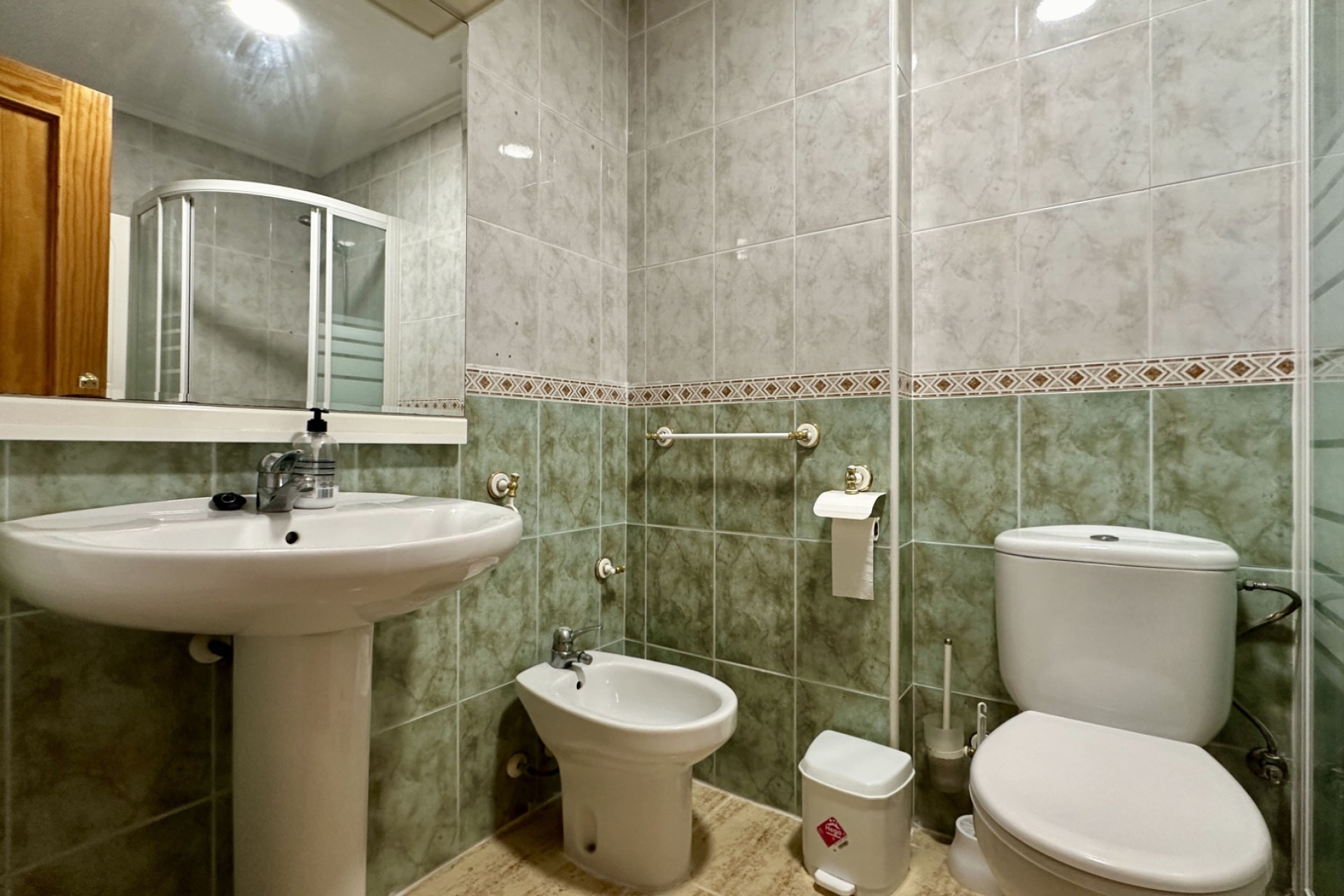 Resale - Apartment / flat - Torrevieja - torrevieja