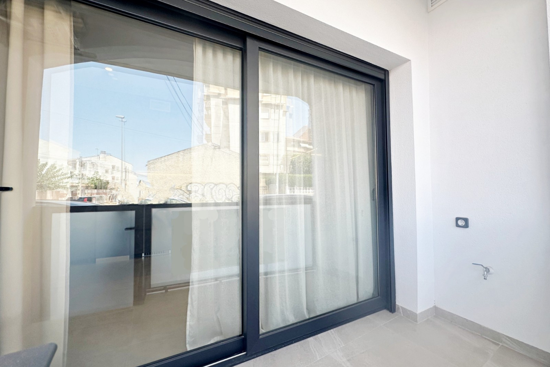 Resale - Apartment / flat - Torrevieja - torrevieja