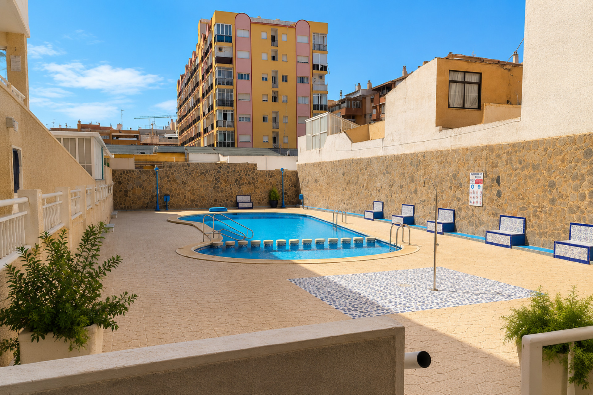 Resale - Apartment / flat - Torrevieja - torrevieja
