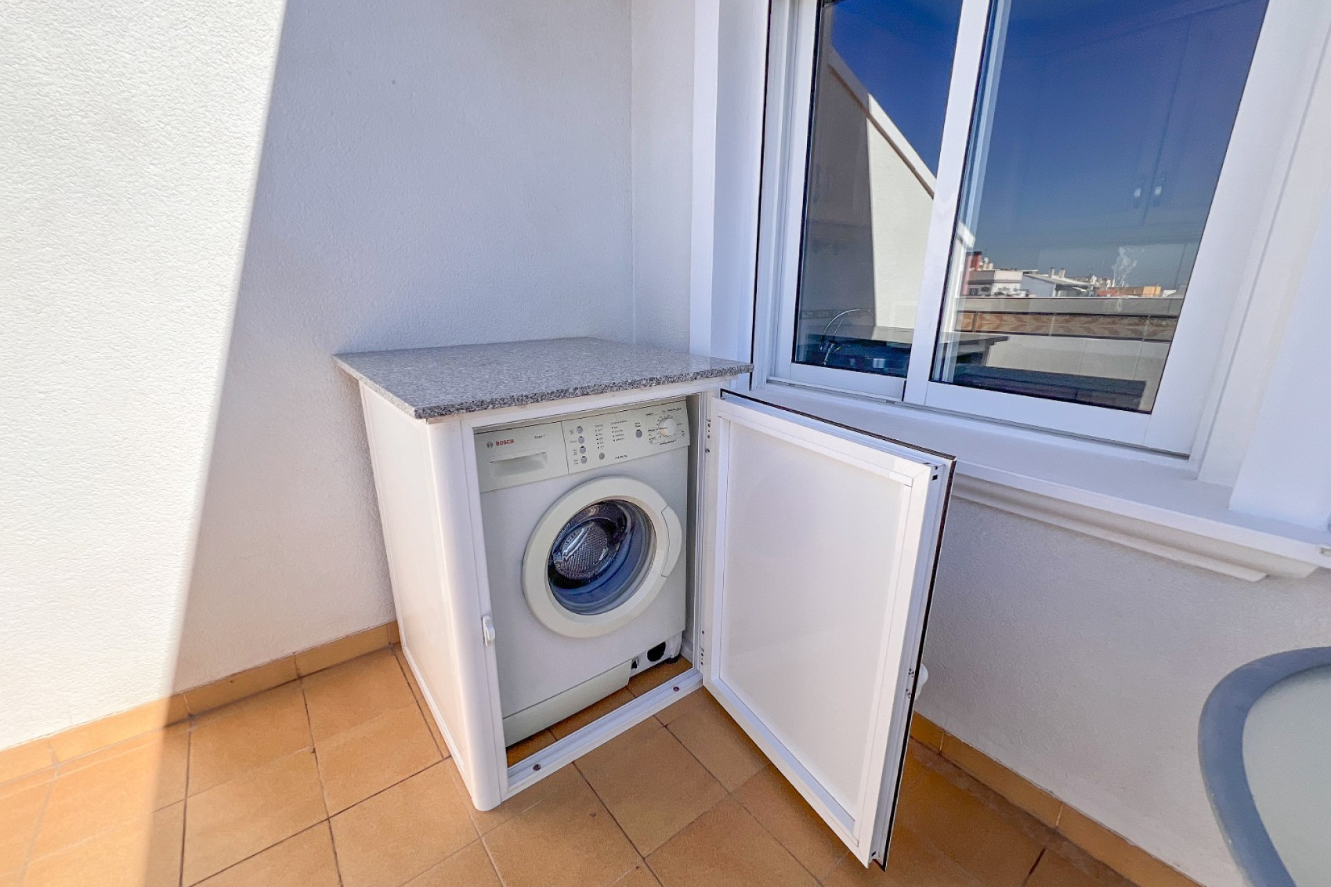 Resale - Apartment / flat - Torrevieja - torrevieja