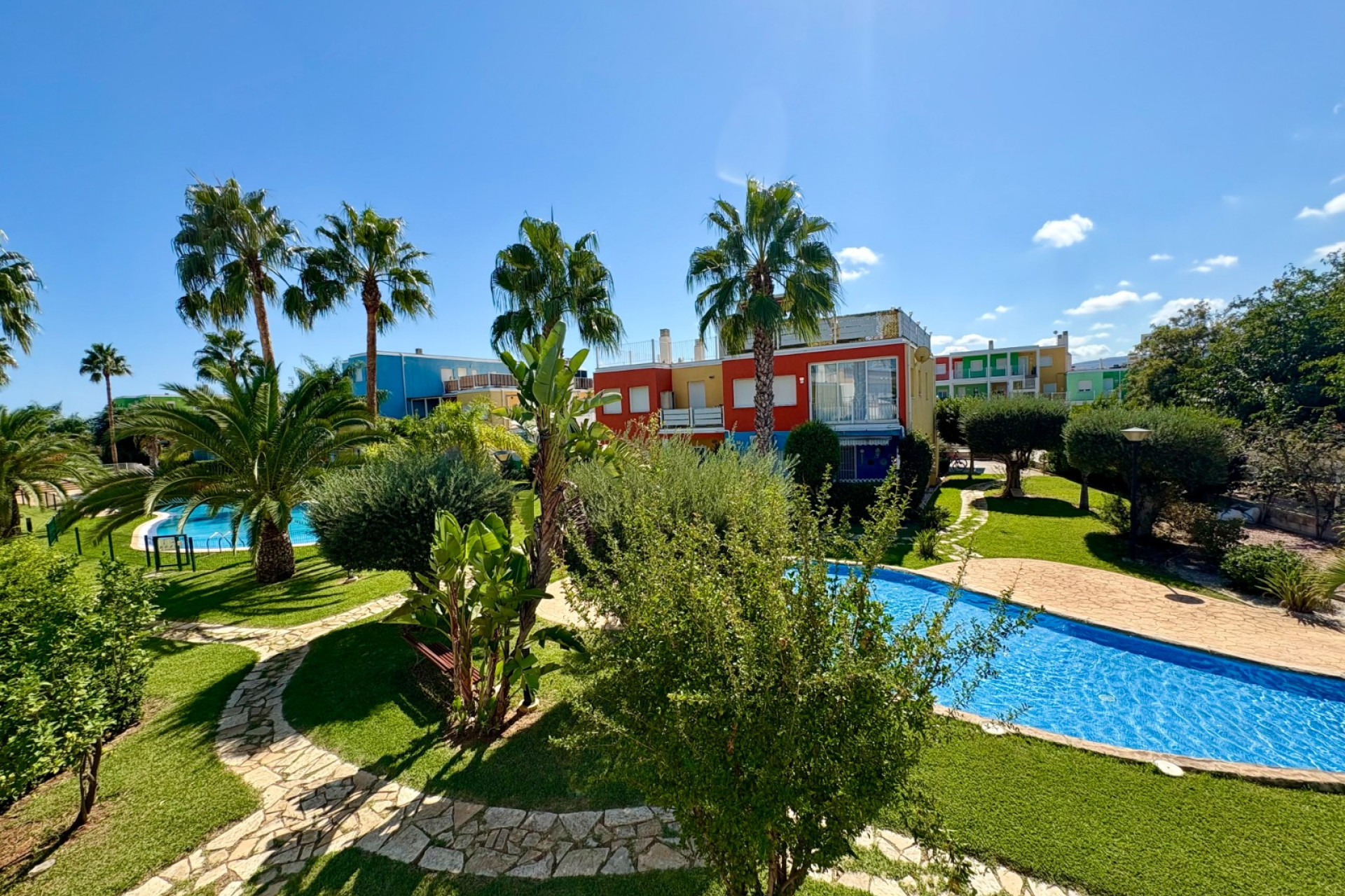 Resale - Apartment / flat - Vergel