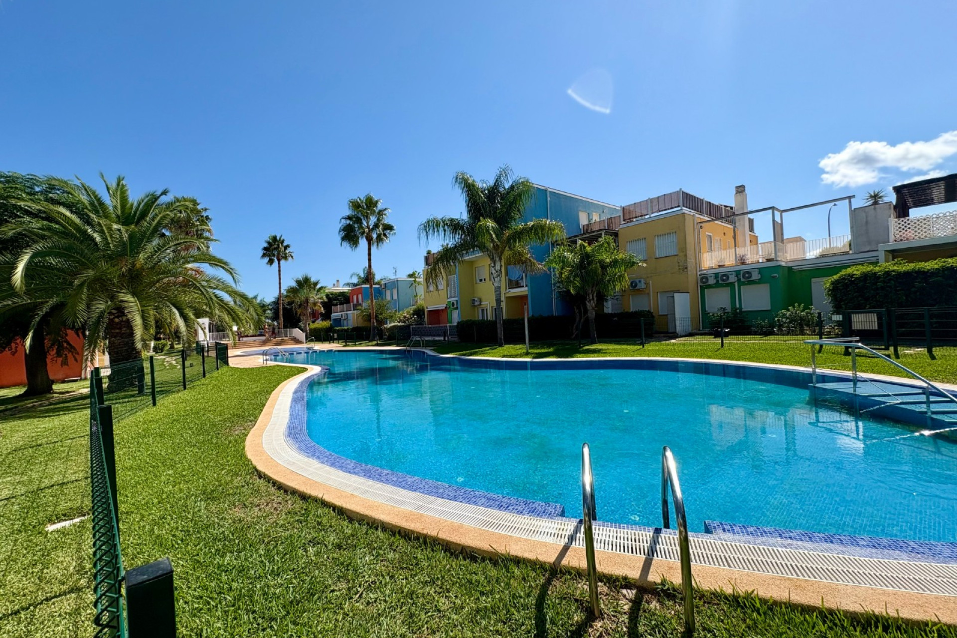 Resale - Apartment / flat - Vergel