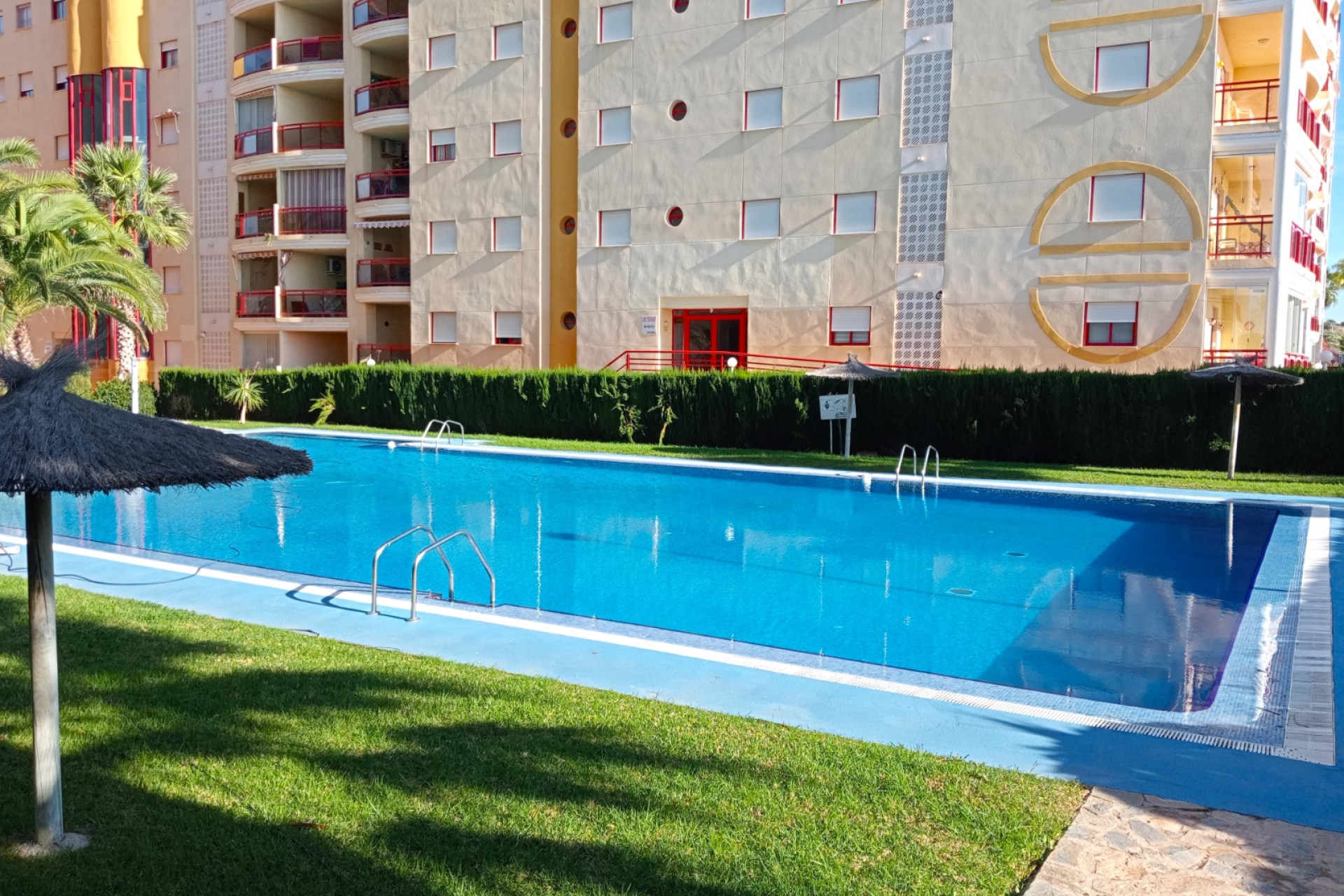 Resale - Apartment / flat - Villajoyosa