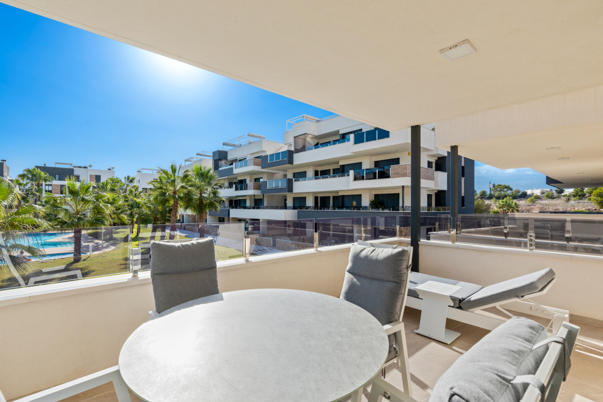 Resale - Apartment / flat - Villamartín - Villamartin