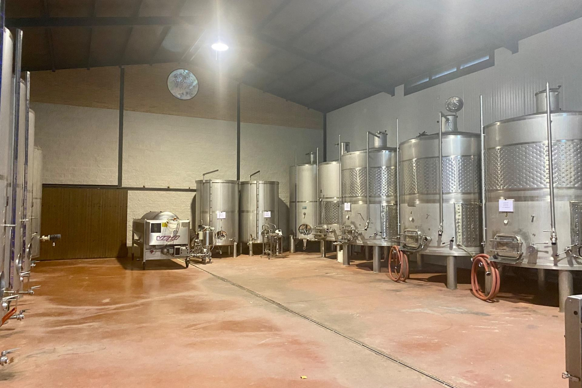 Resale - Cellar - Albacete