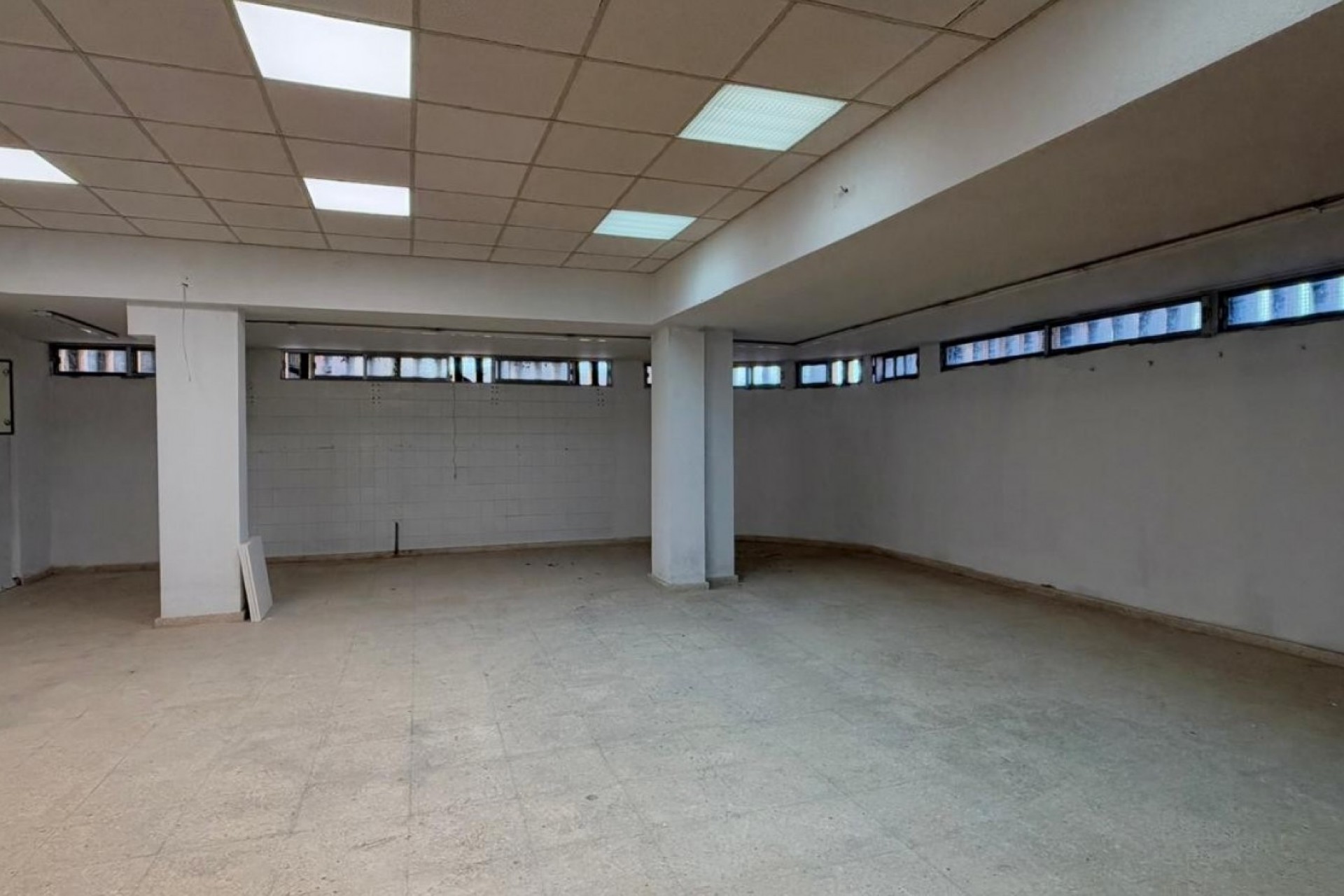 Resale - Commercial - Torrevieja - Torrelamata - La Mata