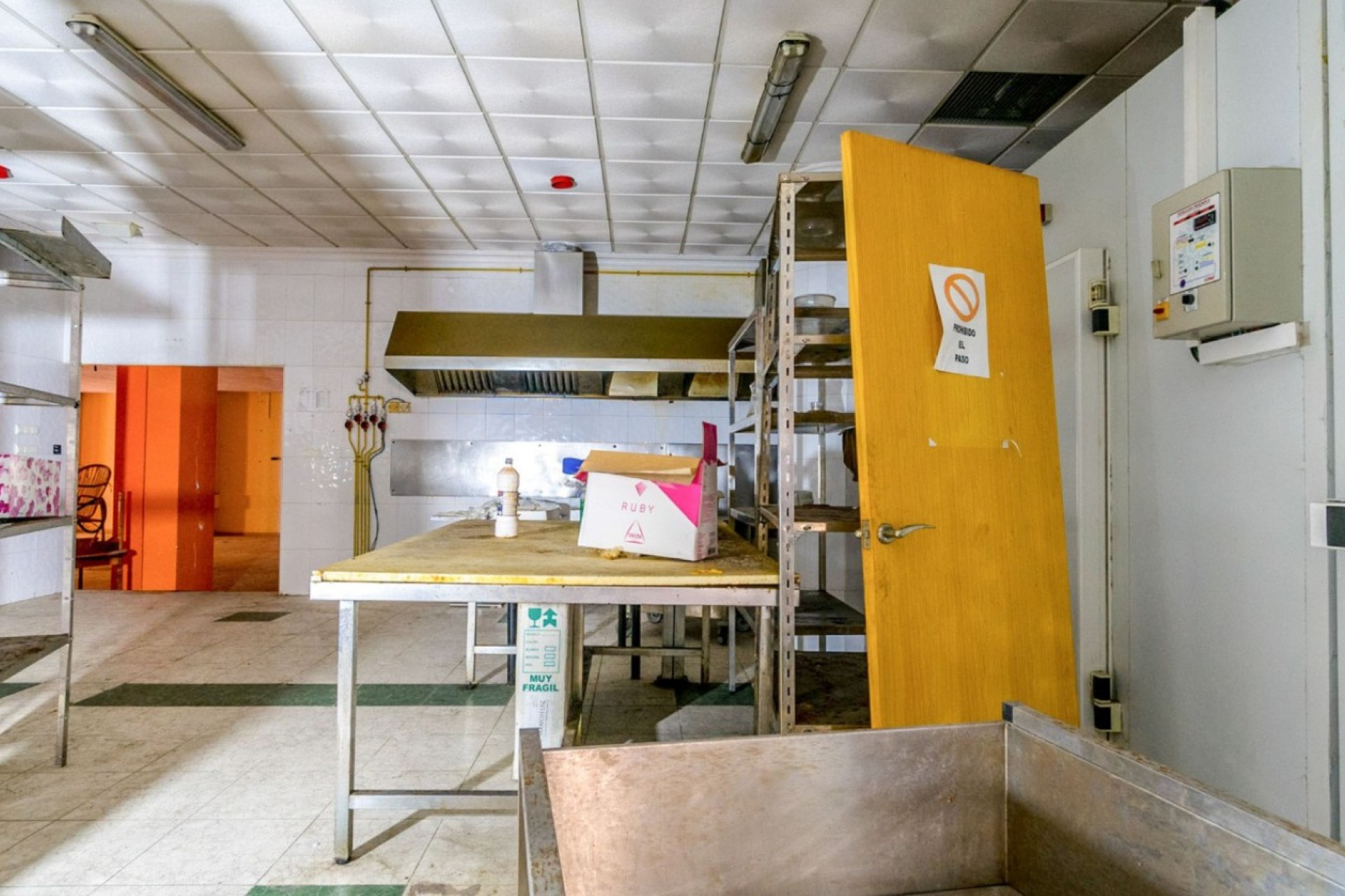 Resale - Commercial - Torrevieja