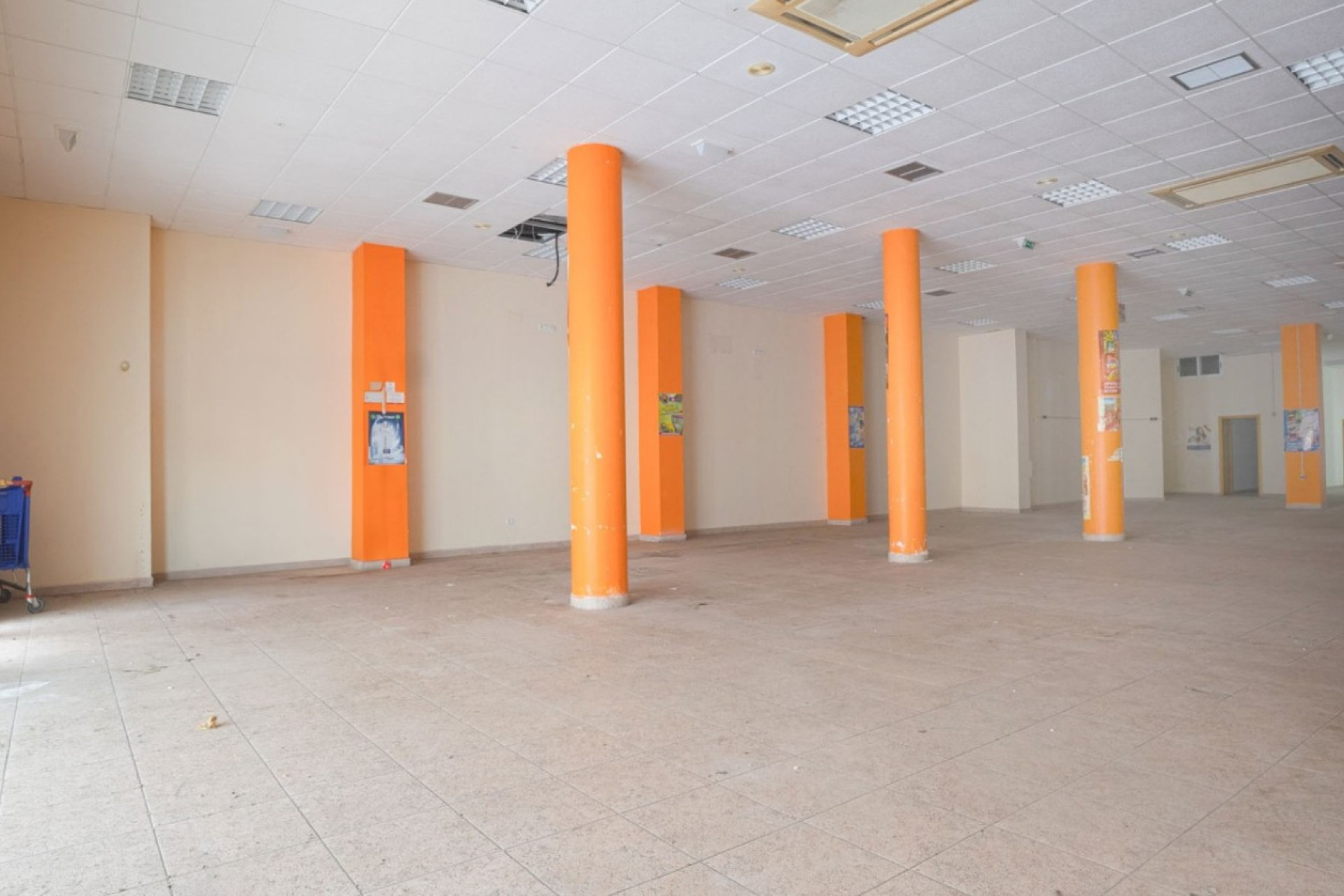 Resale - Commercial - Torrevieja