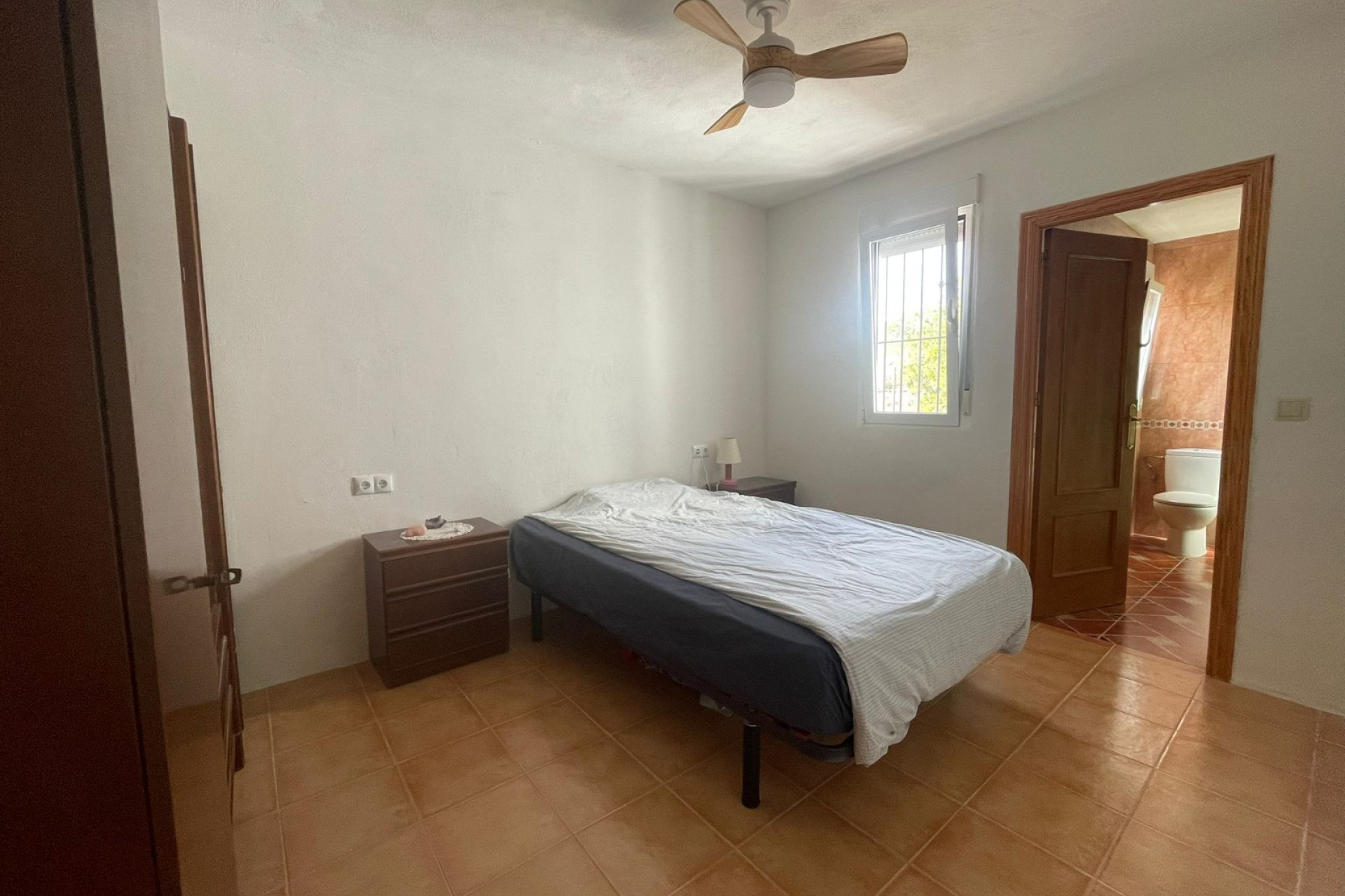 Resale - Finca / Country Property - Abanilla