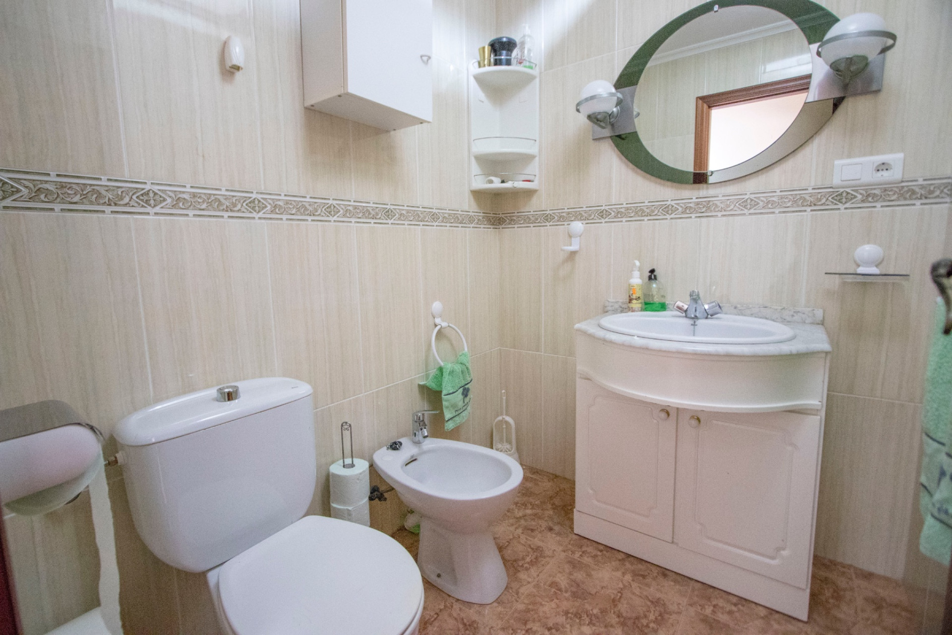 Resale - Finca / Country Property - Alicante