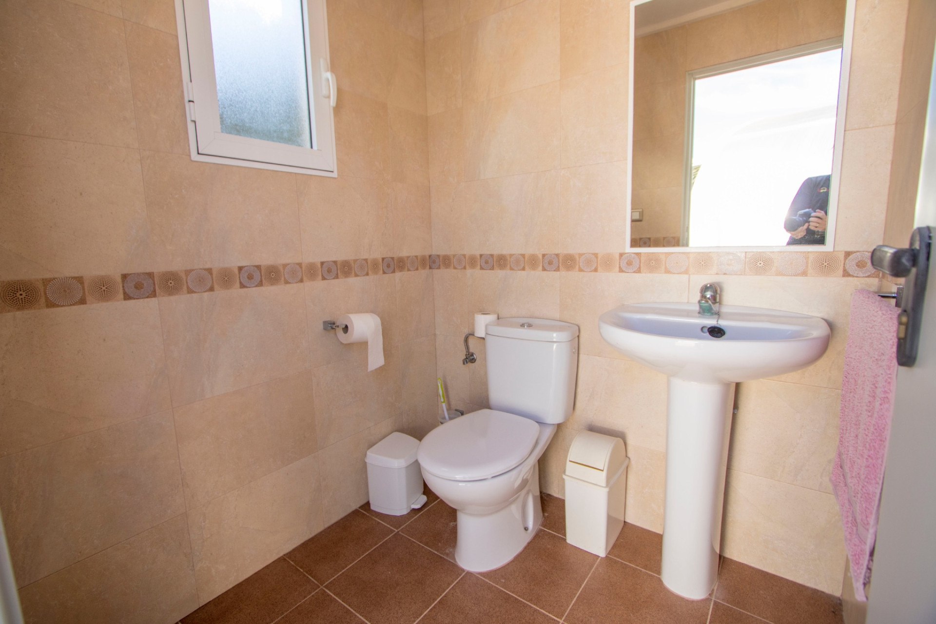 Resale - Finca / Country Property - Alicante