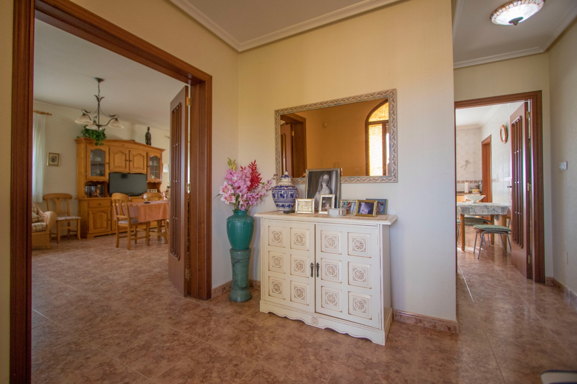 Resale - Finca / Country Property - Alicante