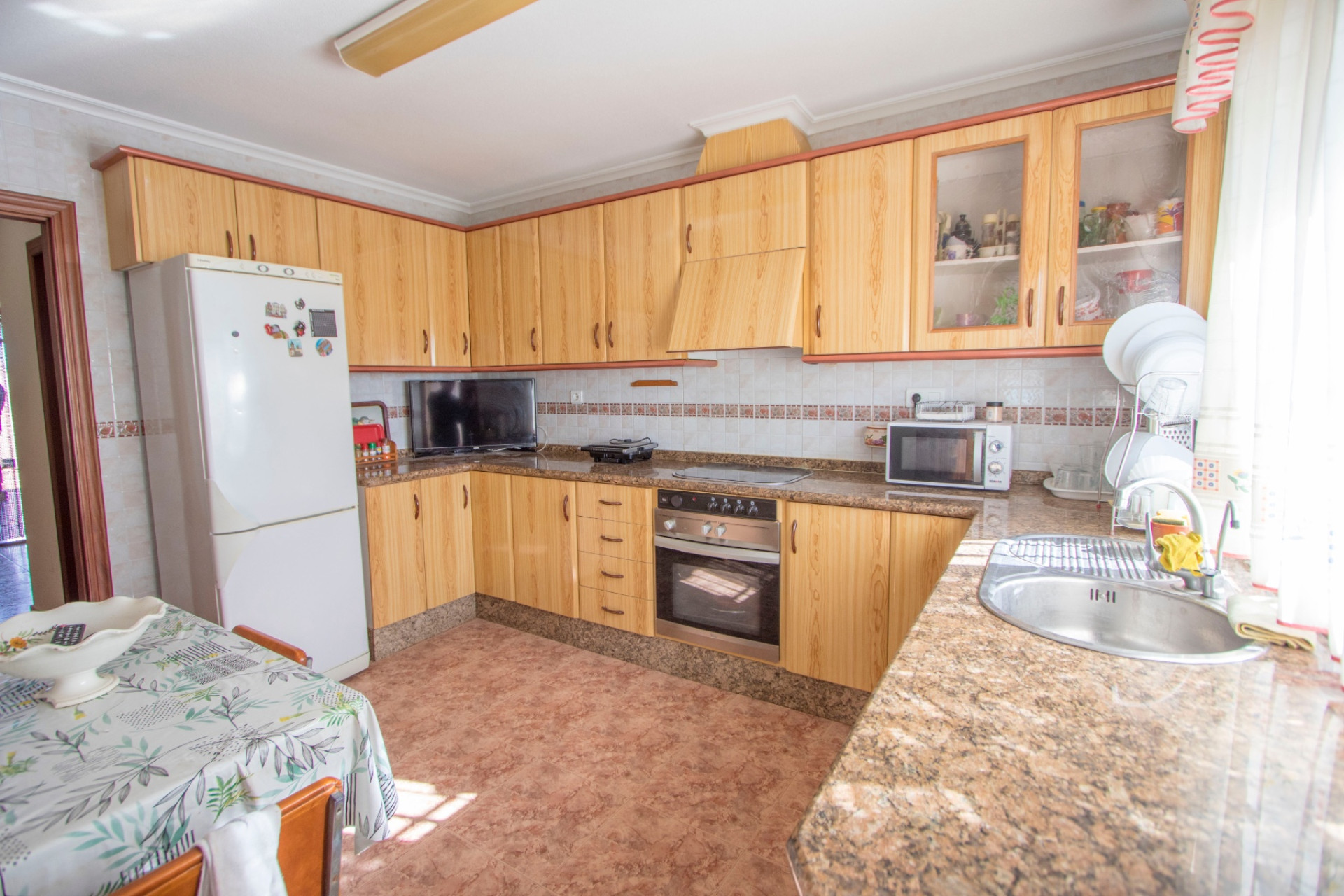 Resale - Finca / Country Property - Alicante