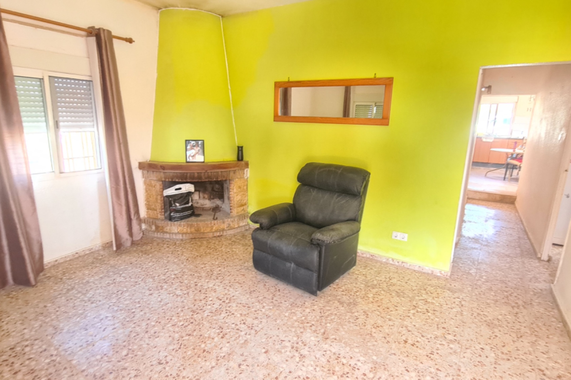 Resale - Finca / Country Property - Crevillente