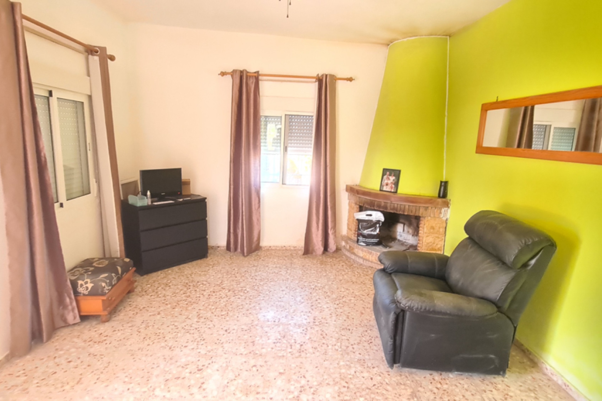 Resale - Finca / Country Property - Crevillente