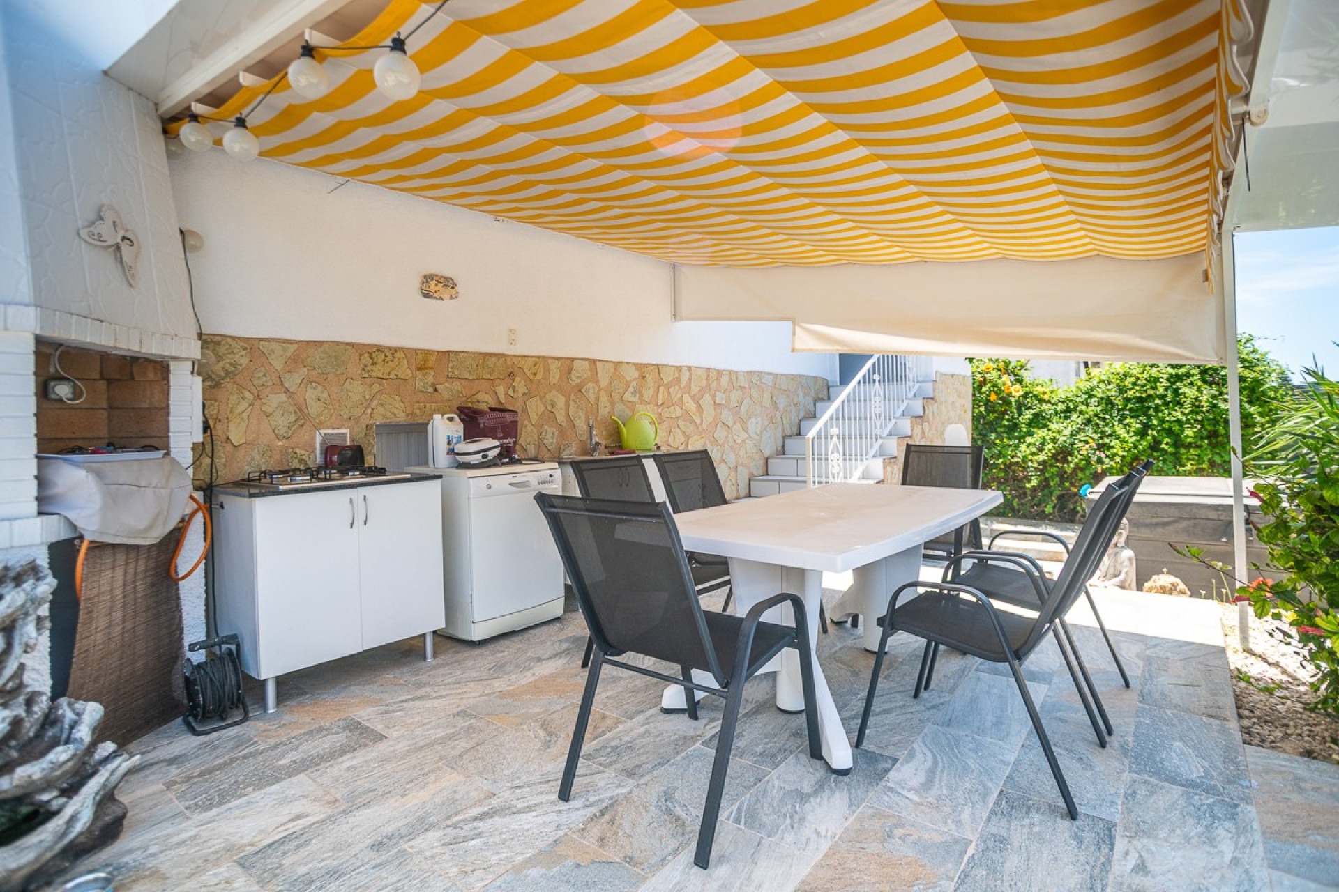 Resale - Finca / Country Property - La Marina