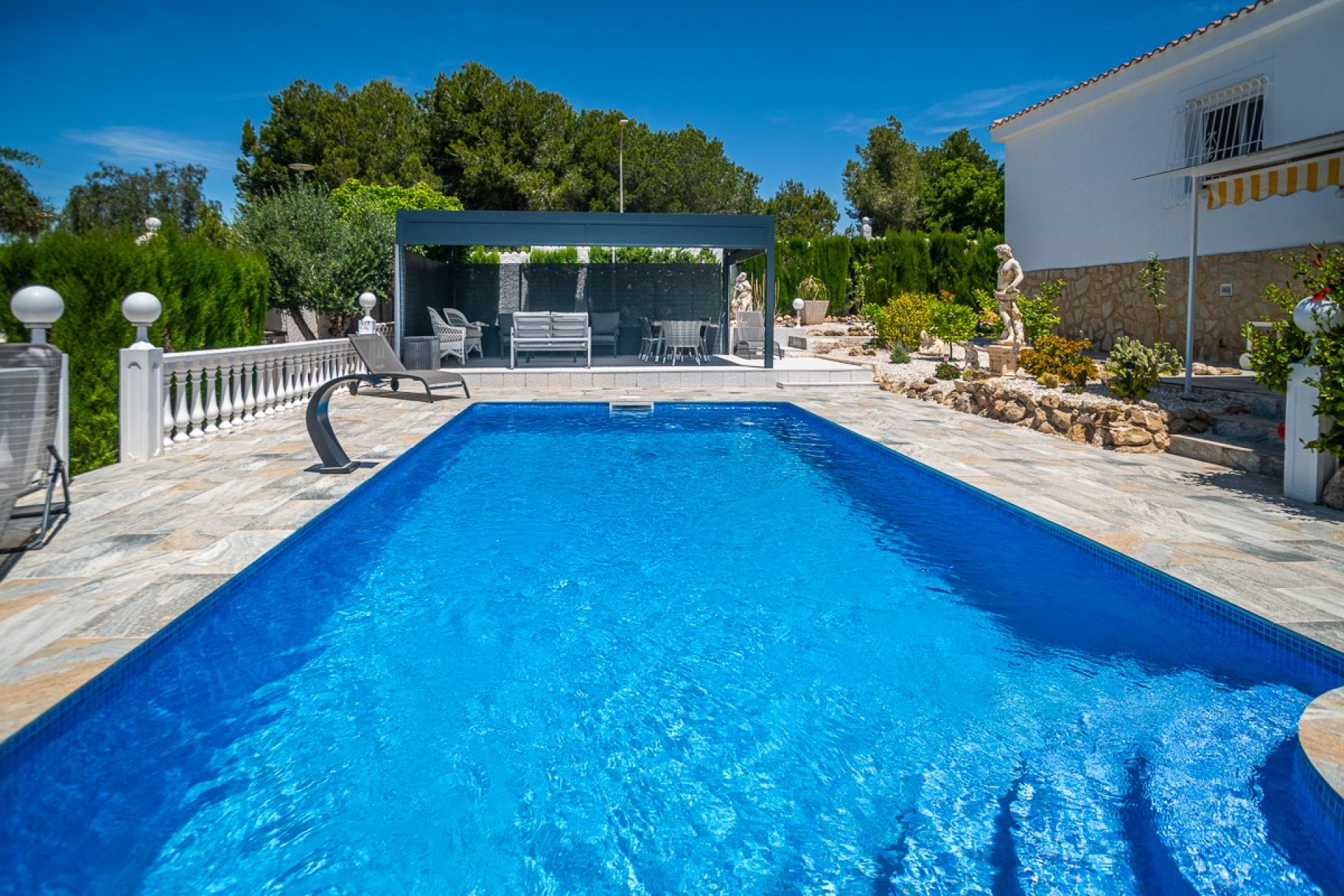 Resale - Finca / Country Property - La Marina