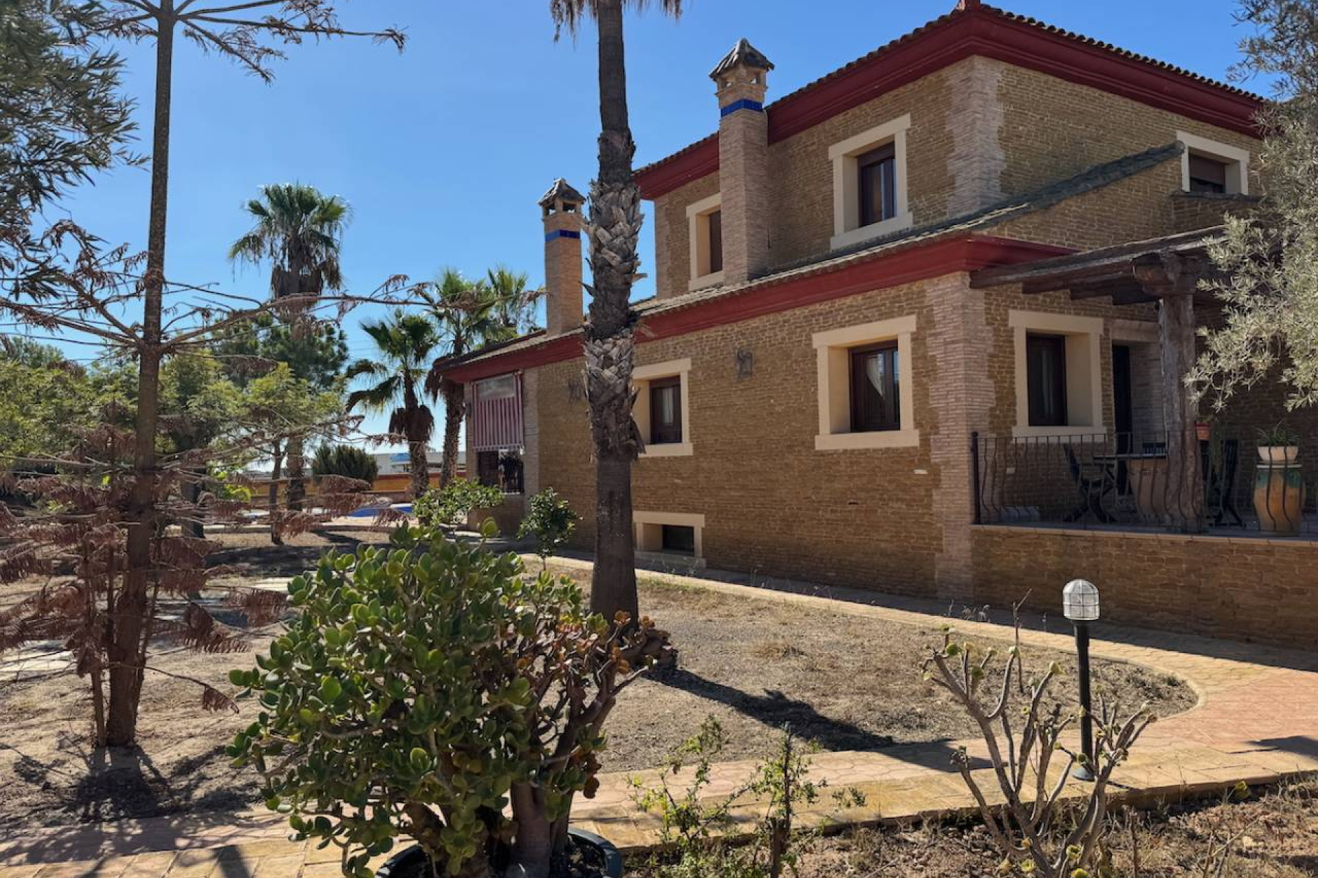 Resale - Finca / Country Property - Los Montesinos