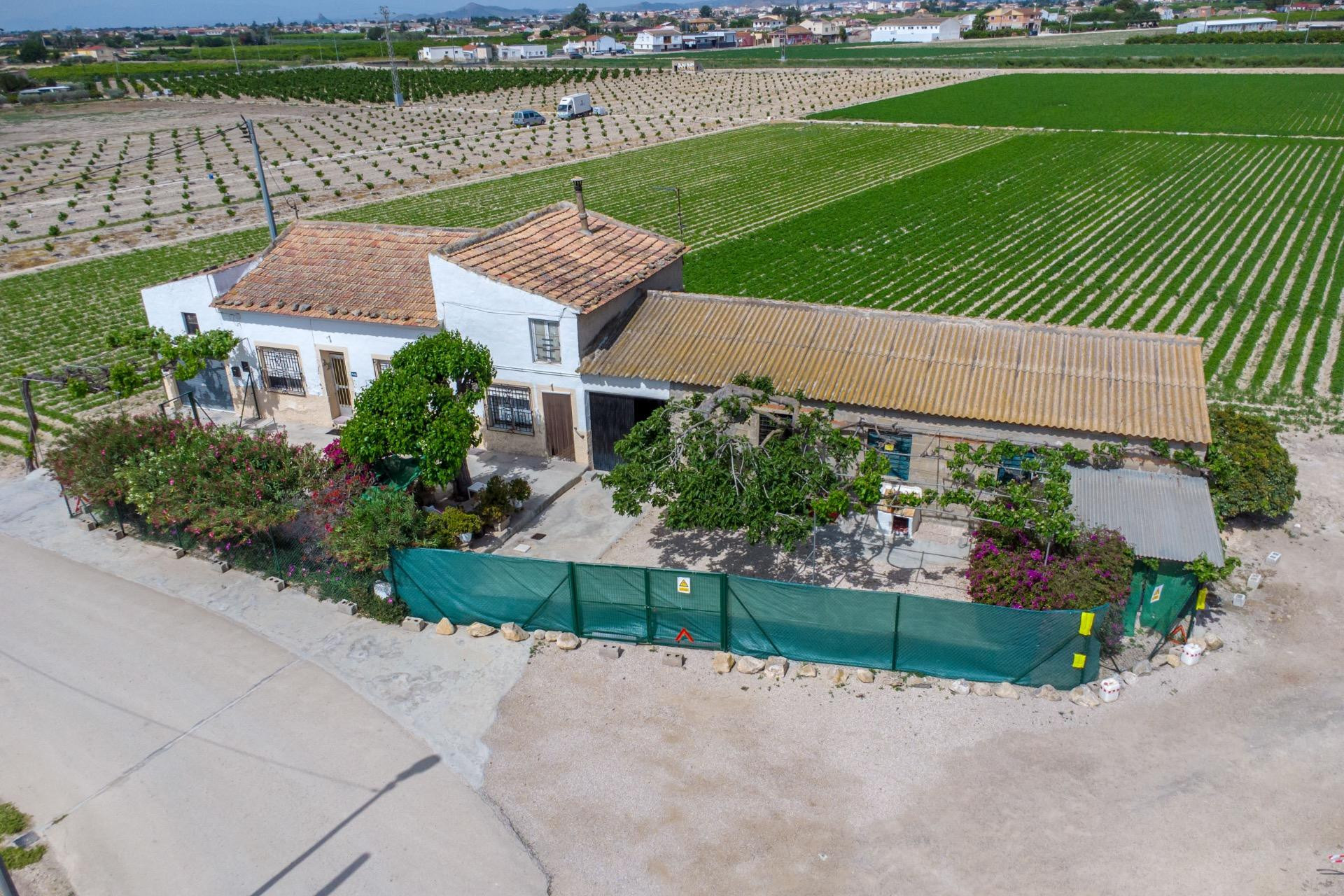 Resale - Finca / Country Property - Orihuela - Desamparados-Hurchillo-Torremendo