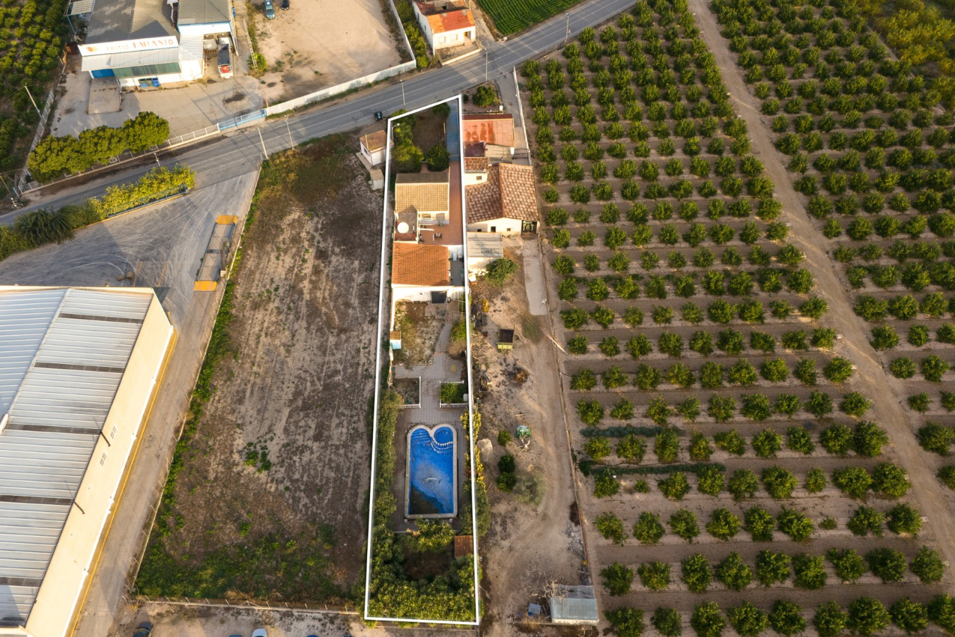 Resale - Finca / Country Property - Orihuela