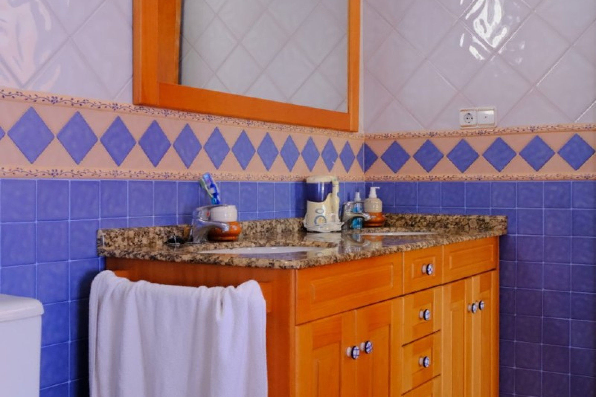 Resale - Finca / Country Property - Orihuela